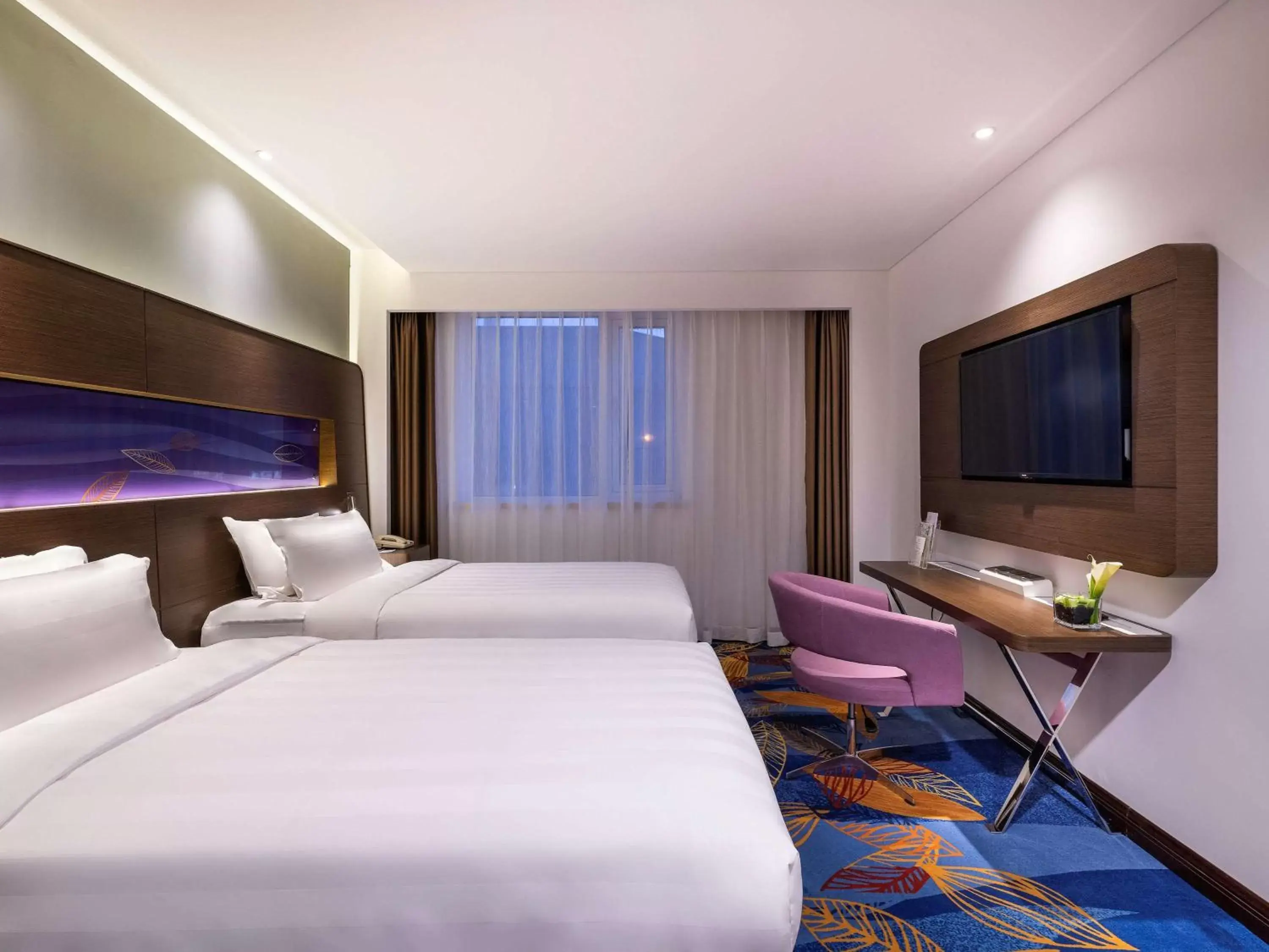 Photo of the whole room, Bed in Novotel Beijing Peace