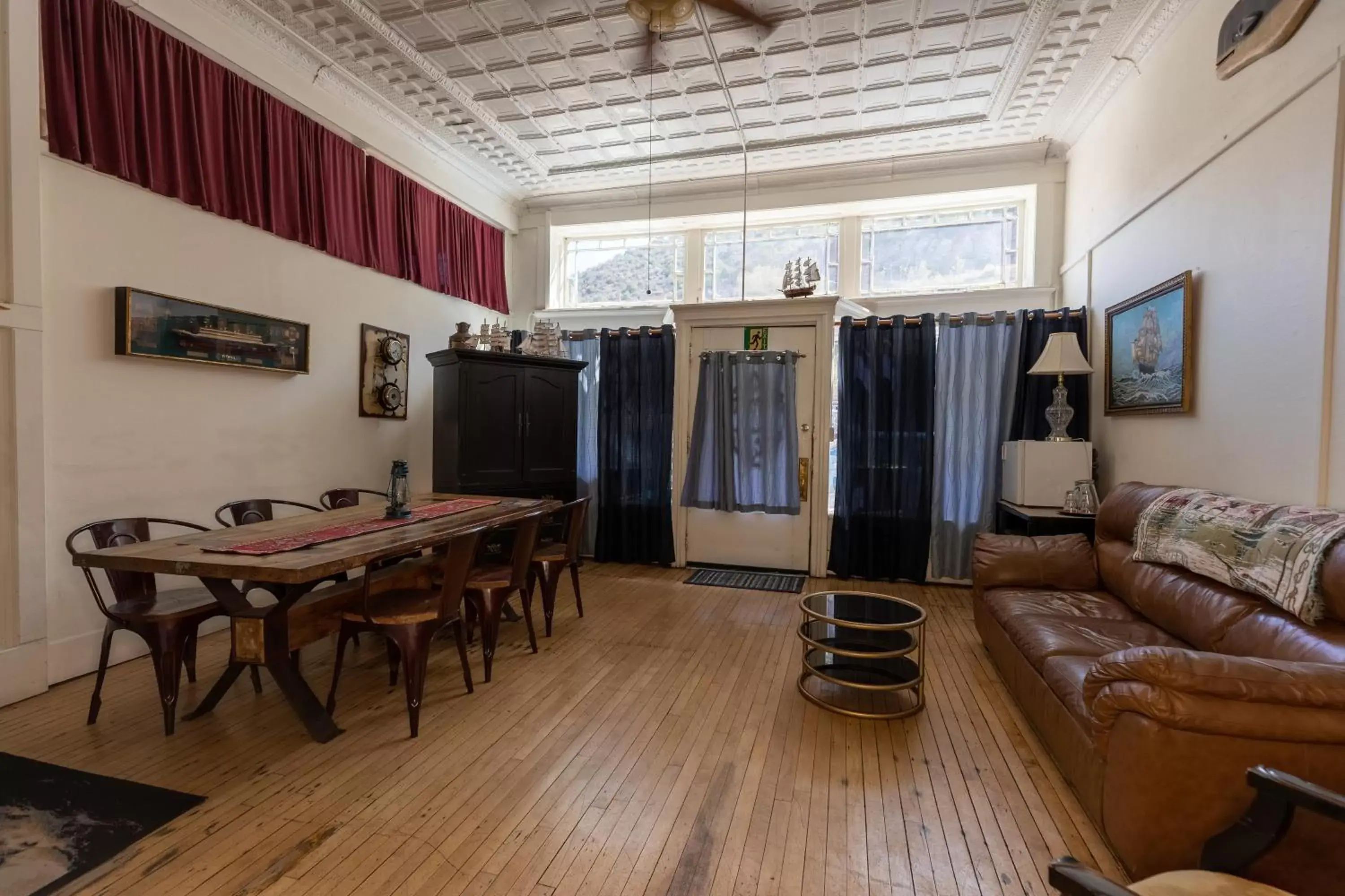 Seating Area in Bisbee Grand Hotel