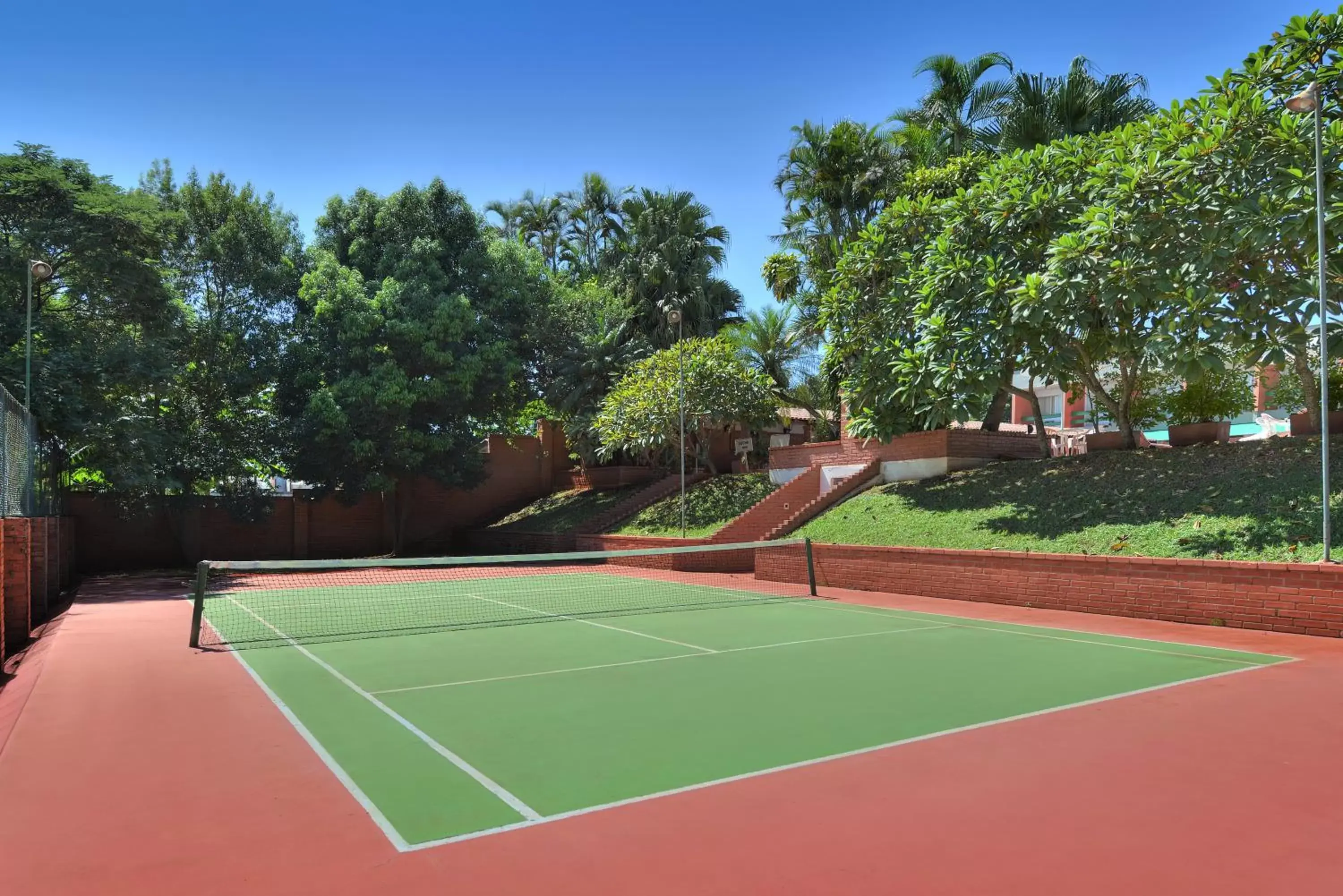 Tennis court, Tennis/Squash in Hotel Deville Express Guaira