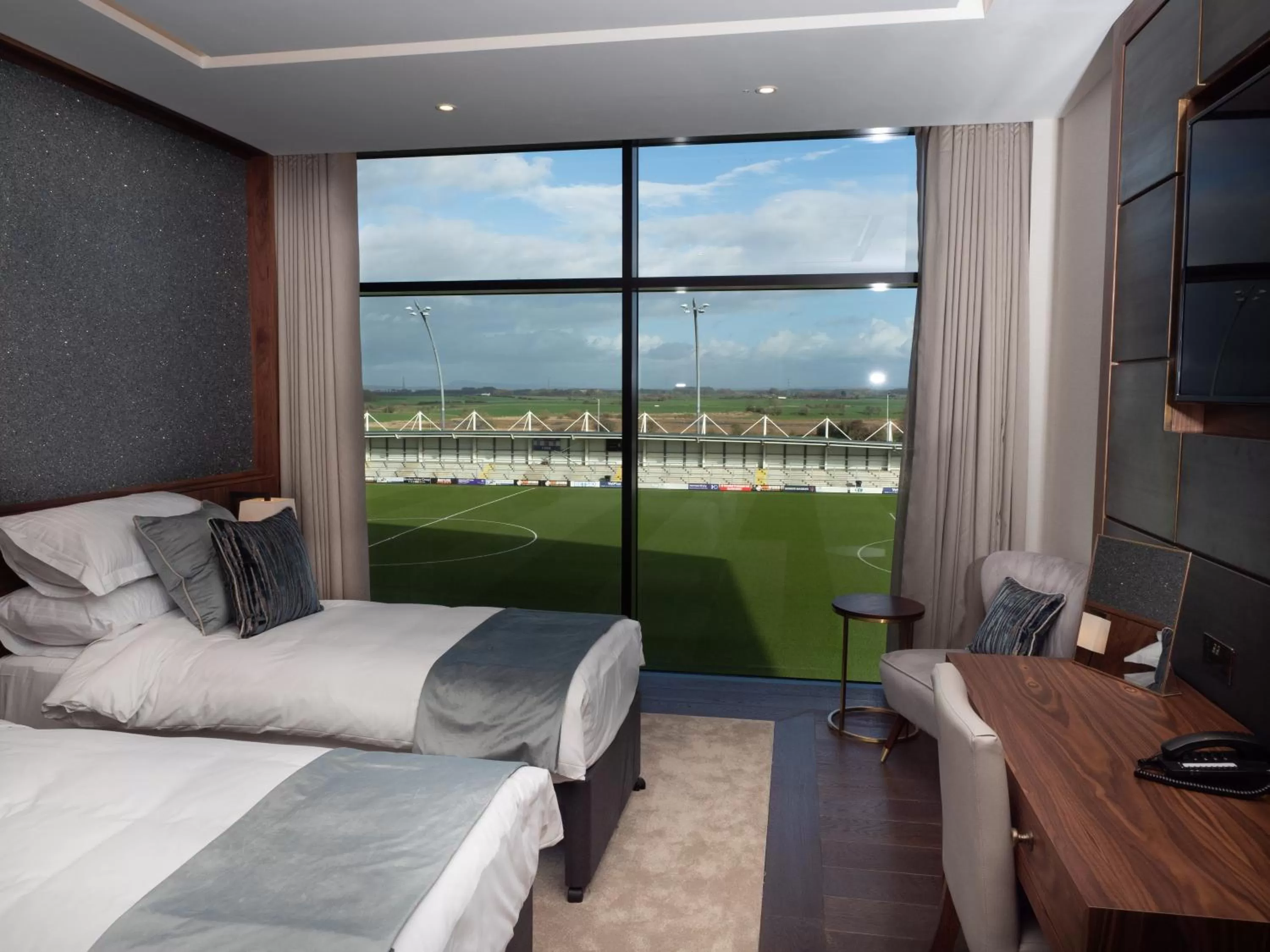 Photo of the whole room, Bed in The Hotel at Mill Farm