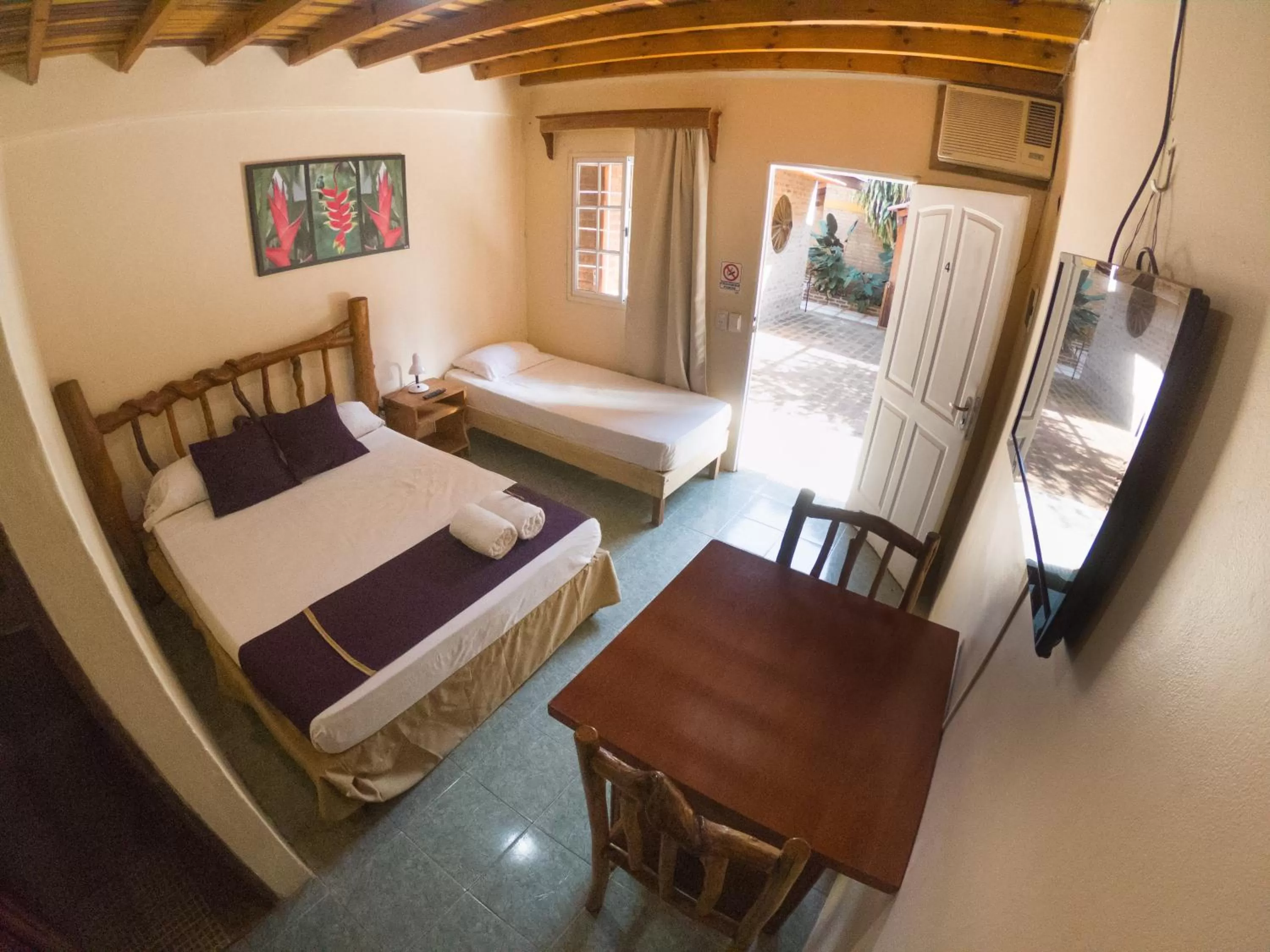 Bedroom, Bed in Posada Los Tajibos