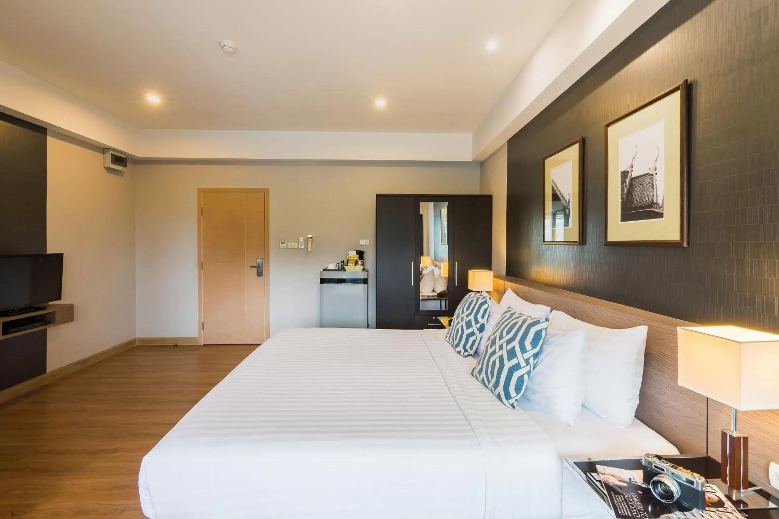 Photo of the whole room, Bed in Alt Hotel Nana by UHG