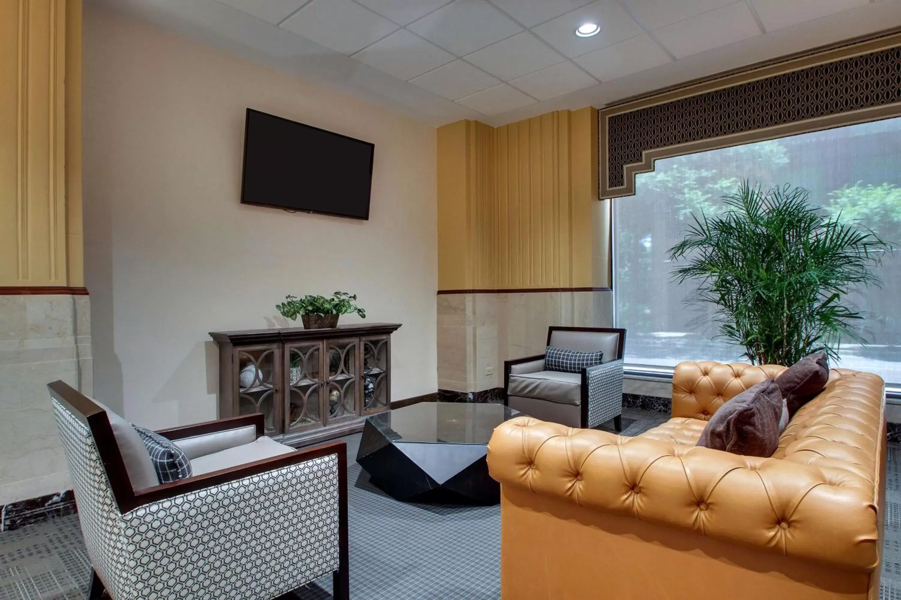 Lobby or reception, Seating Area in Drury Plaza Hotel San Antonio Riverwalk