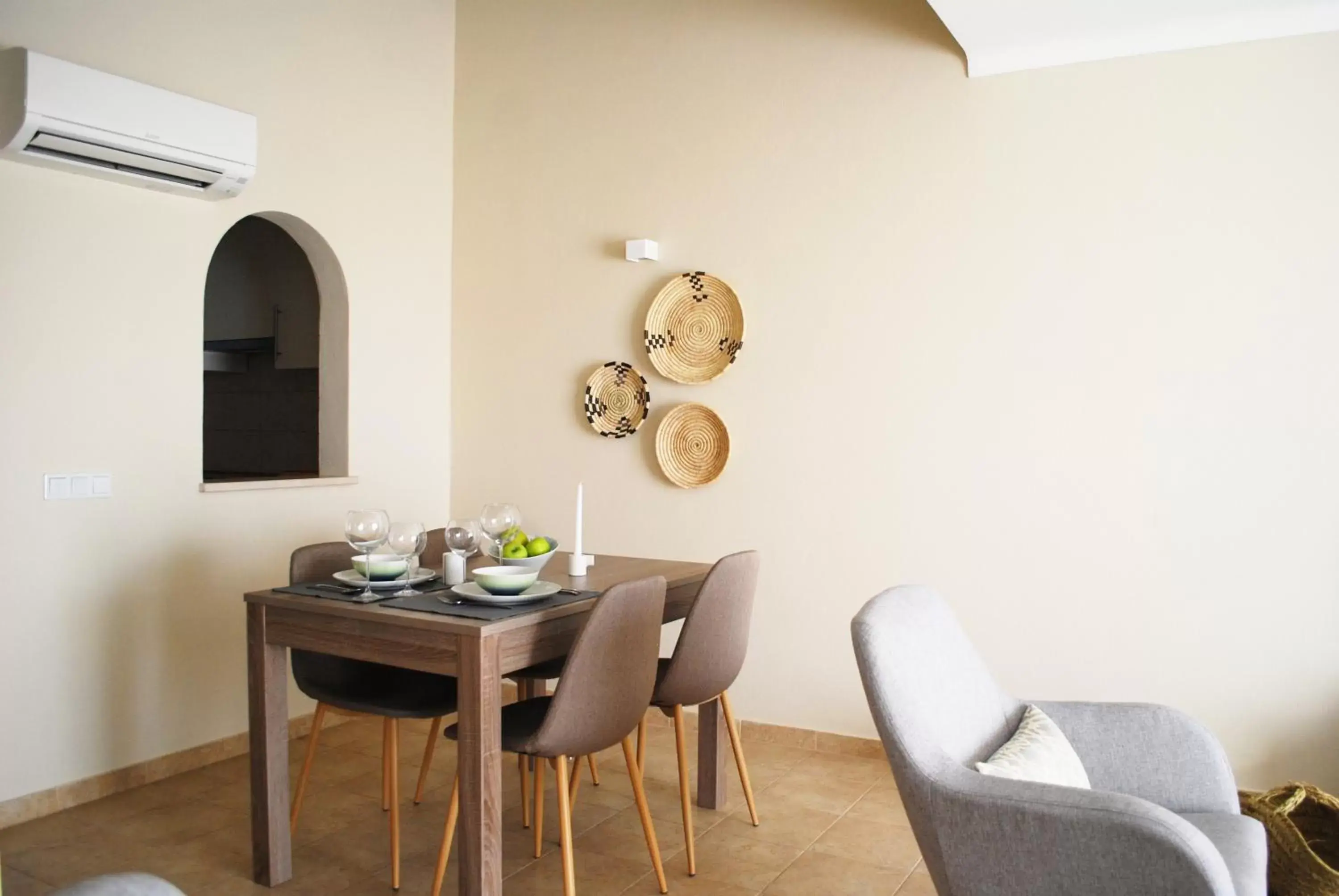 Dining Area in Pestana Gramacho Residences