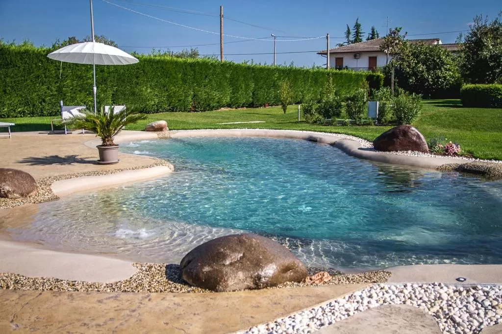 Swimming pool in B&B La Magia dei Sogni Relais