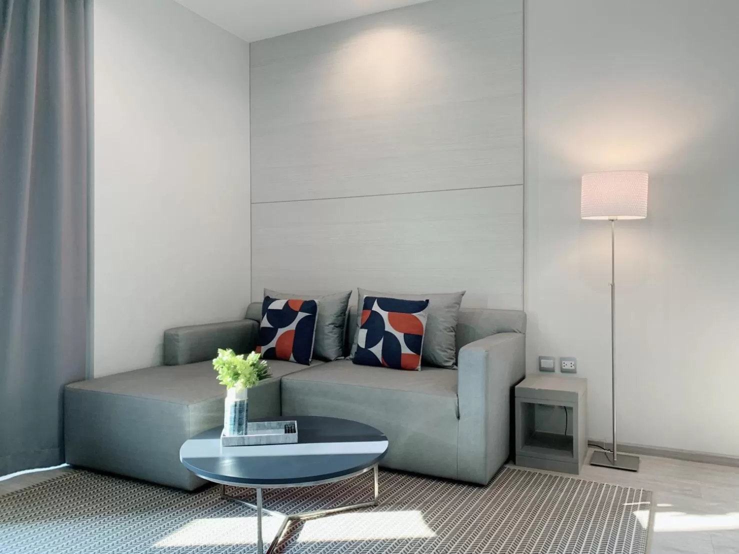 Seating area in The Quarter Ari by UHG