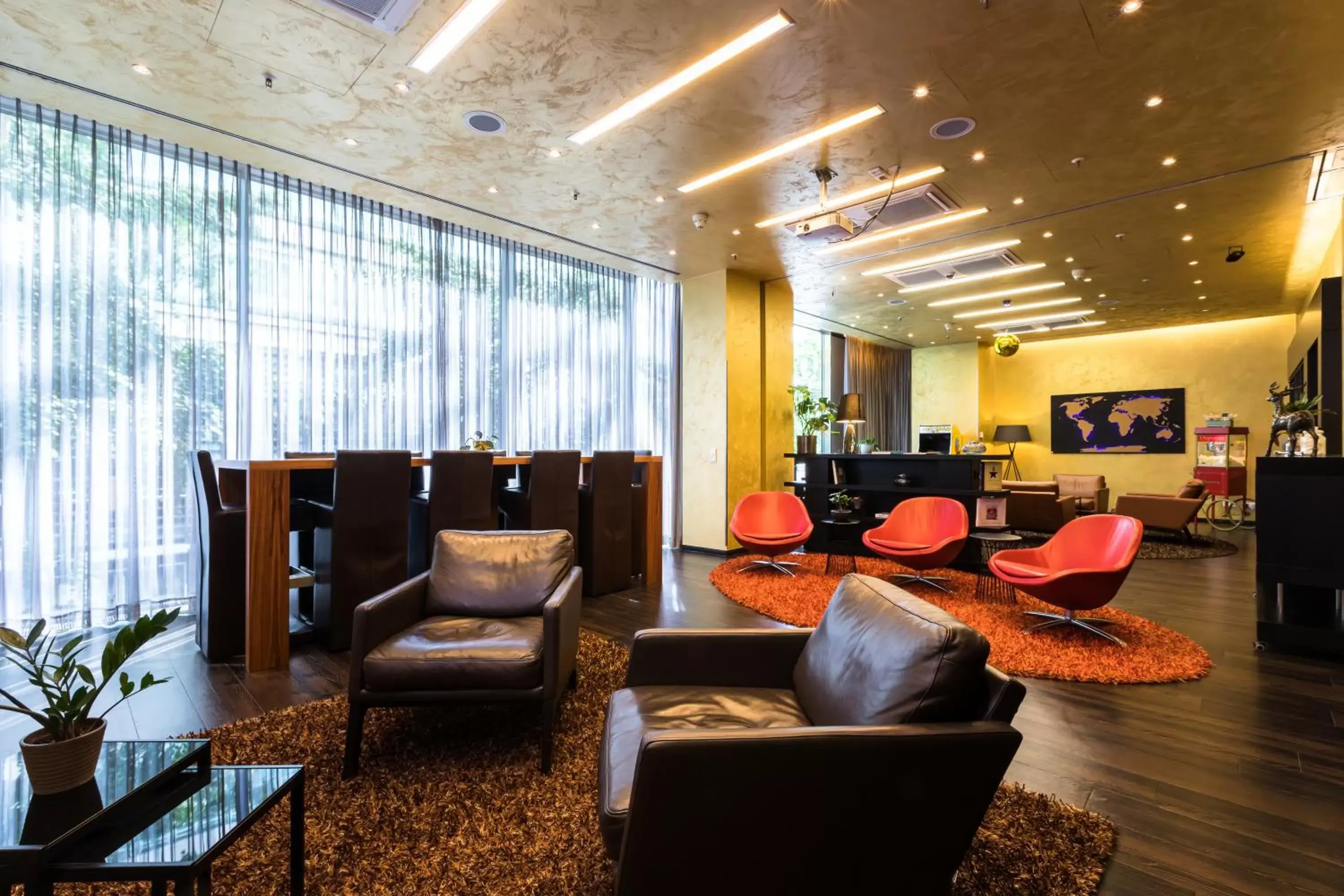 Communal lounge/ TV room, Seating Area in Lindner Hotel Berlin Ku'damm, part of JdV by Hyatt