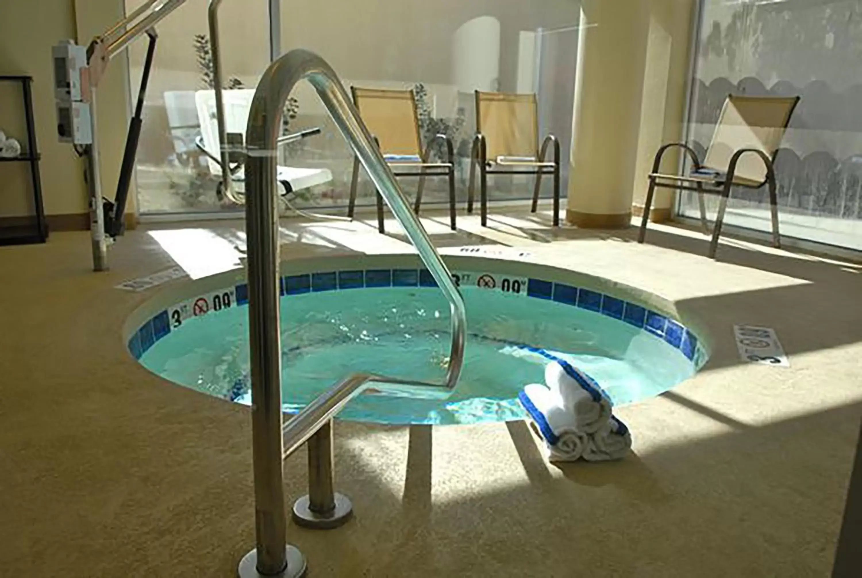 Lobby or reception, Swimming Pool in Holiday Inn Express Boise Downtown, an IHG Hotel