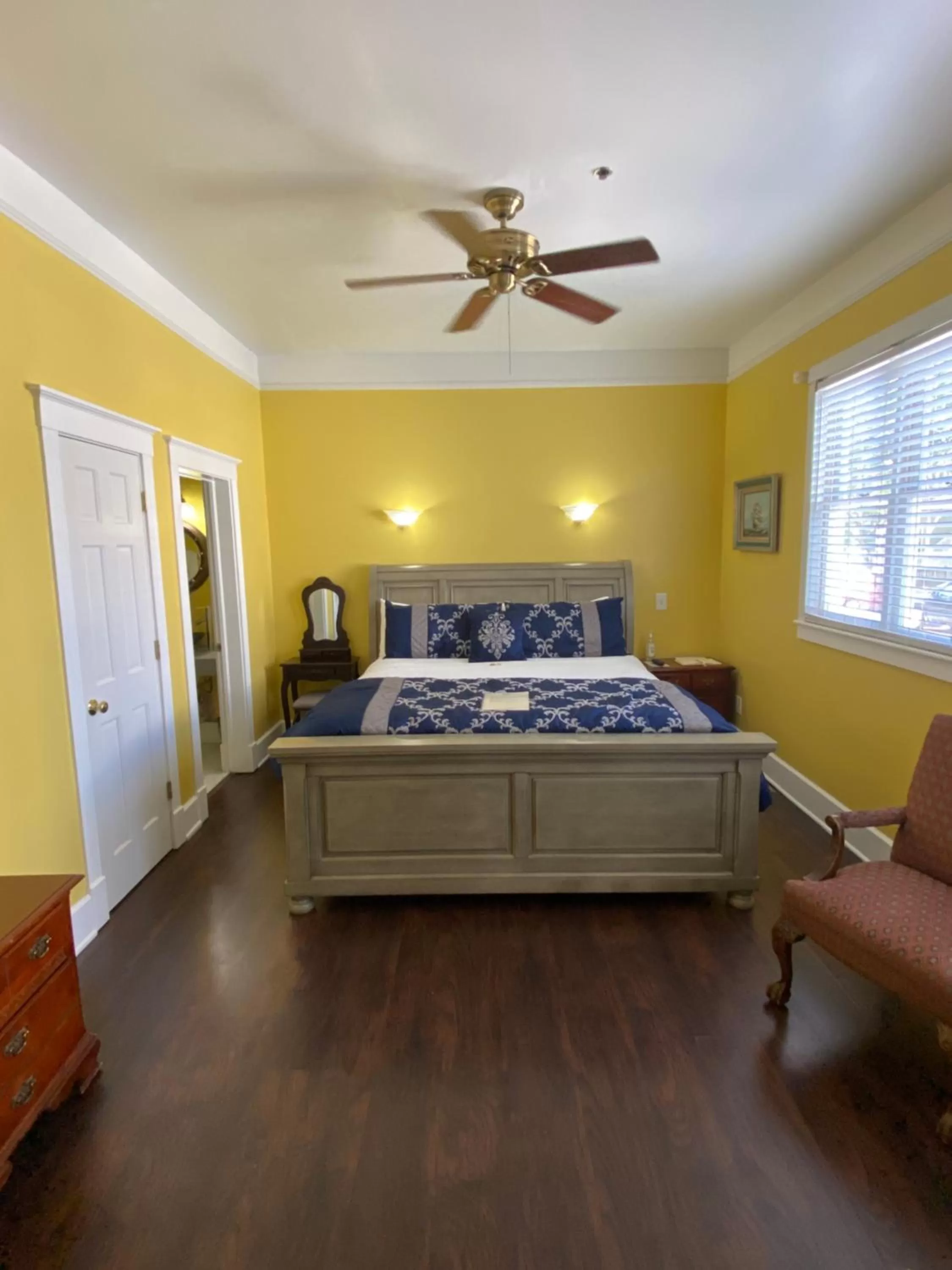 Bed in Carriage Way Centennial House - Adult Only- Saint Augustine