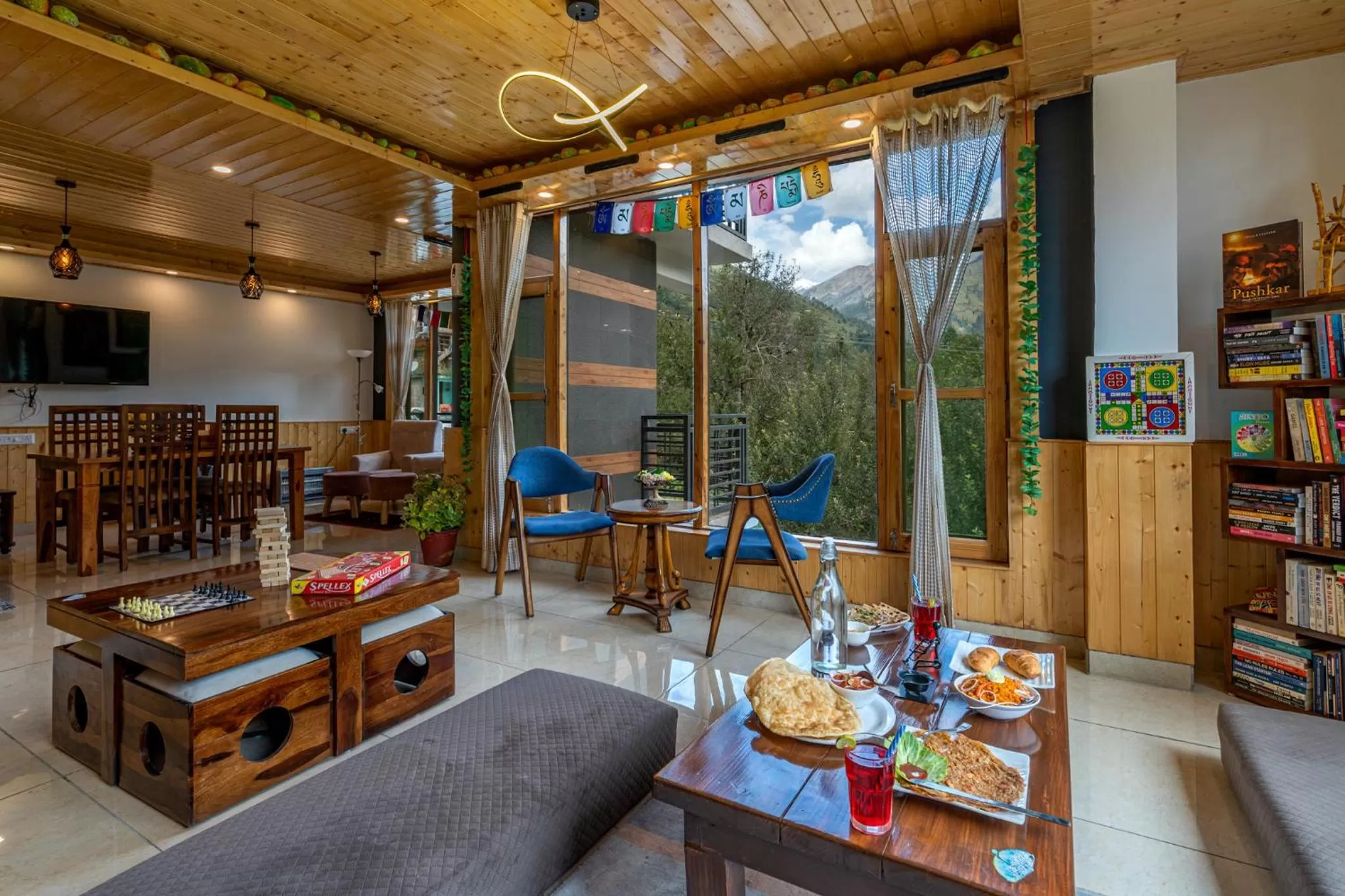 Communal lounge/ TV room, Restaurant/Places to Eat in The 14 Gables, A Boutique Stay