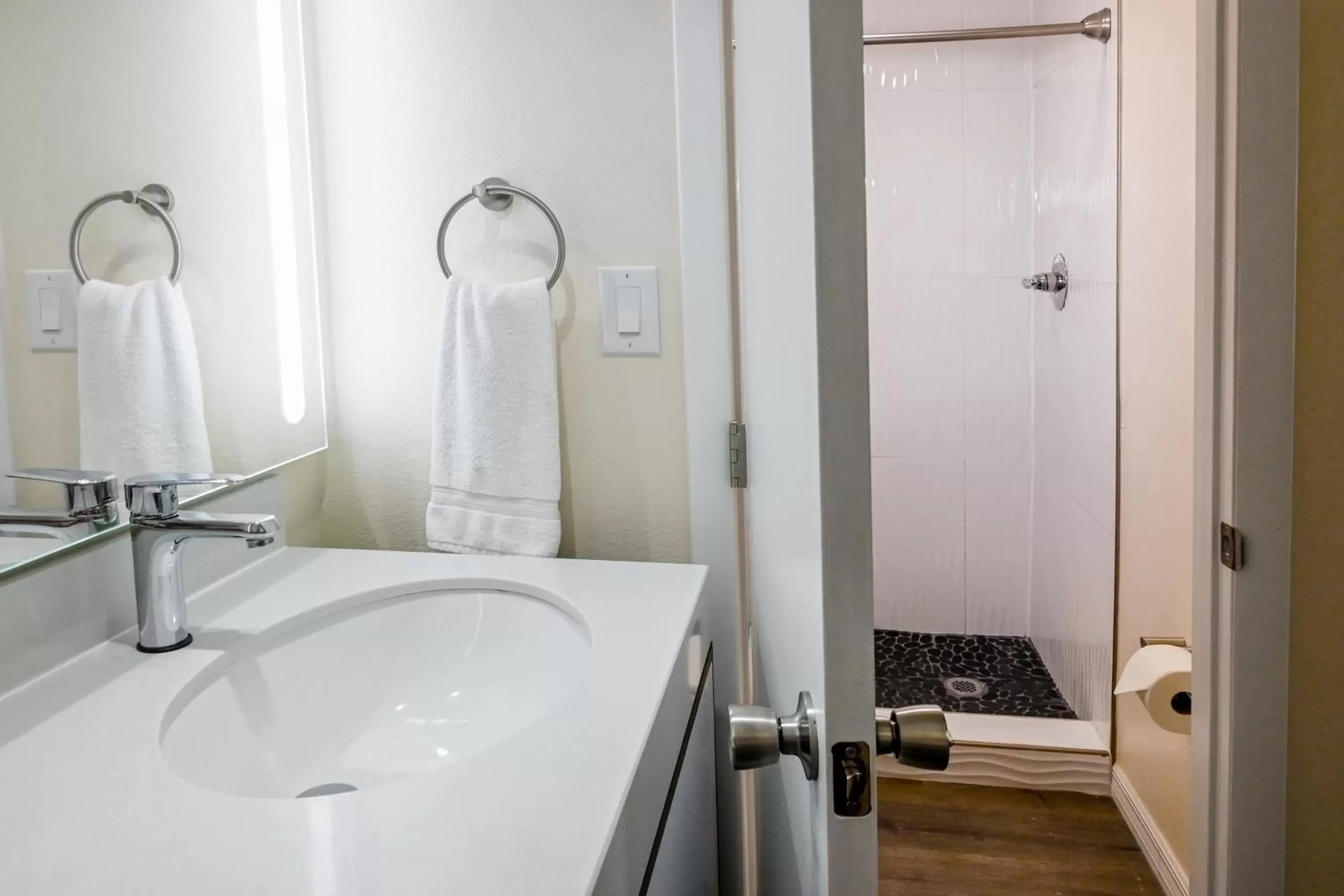 Bathroom in Golden Host Resort Sarasota