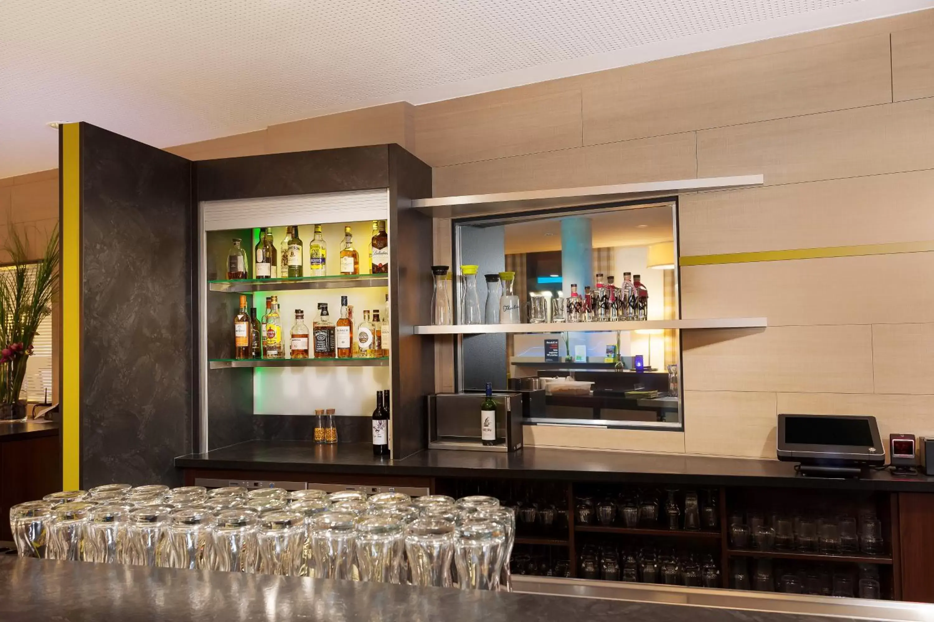Lounge or bar in Holiday Inn Express Augsburg by IHG Lounge or bar in Holiday Inn Express Augsburg by IHG