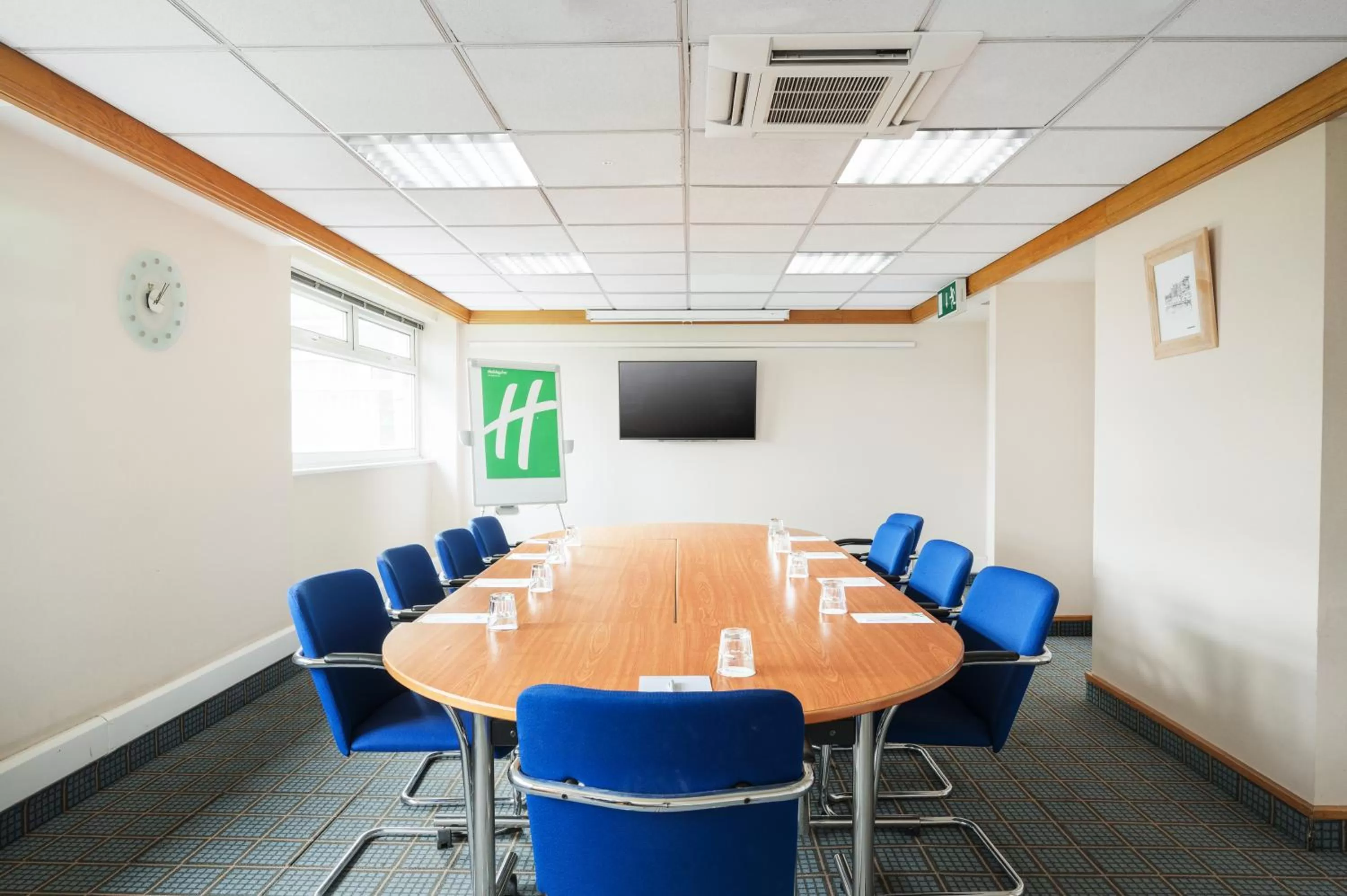Meeting/conference room in Holiday Inn Derby/Nottingham by IHG