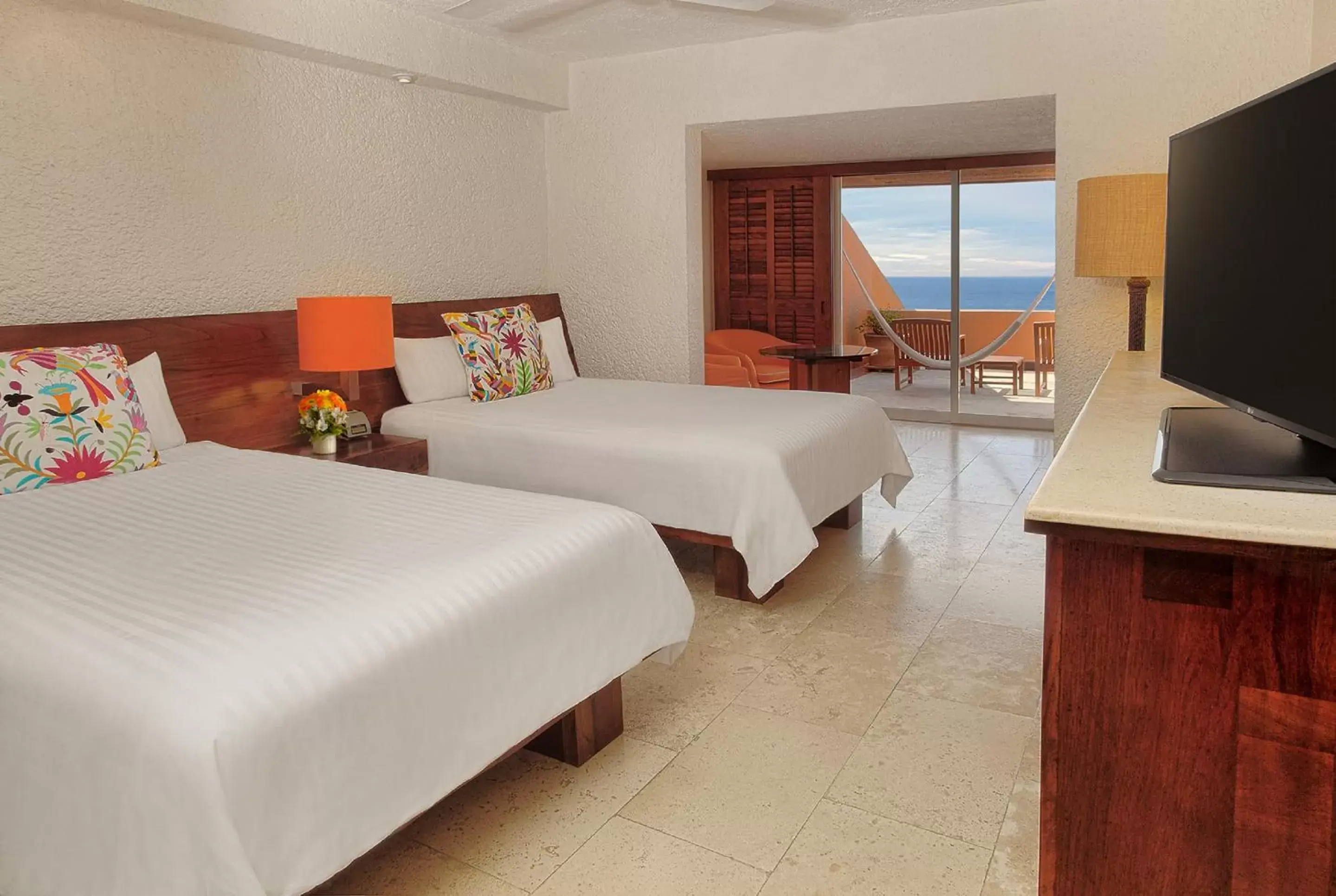 Bed in Las Brisas Ixtapa