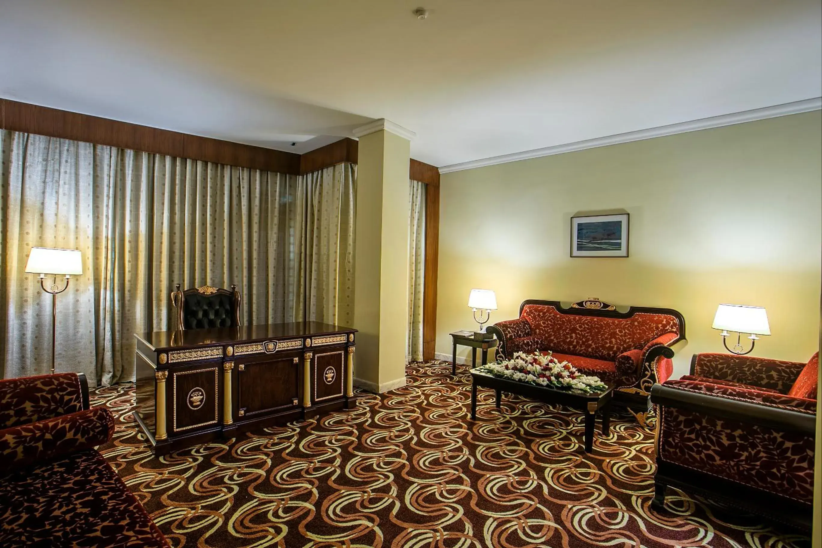 Living room, Seating Area in Rose View Hotel