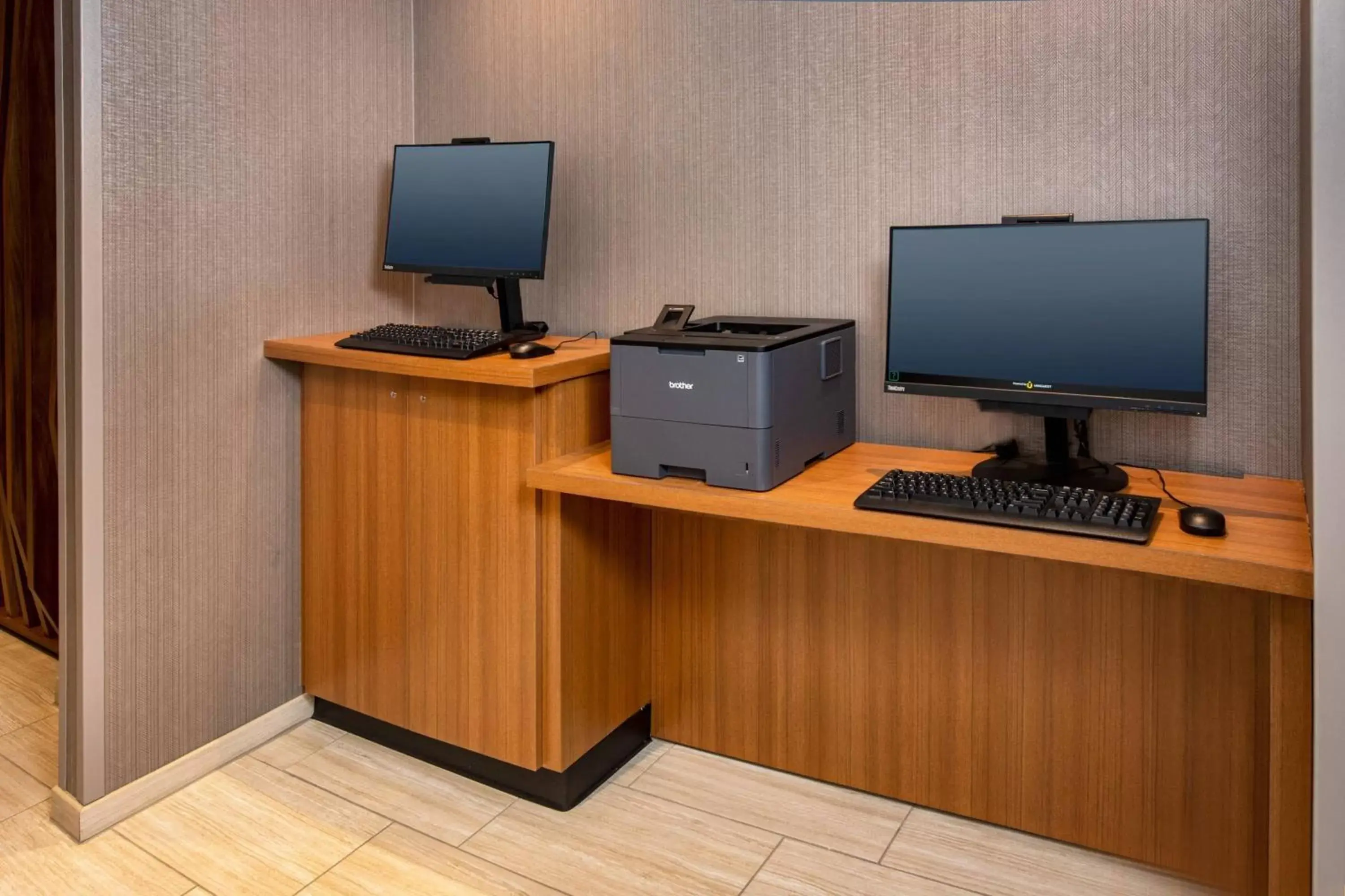 Business facilities, TV/Entertainment Center in SpringHill Suites By Marriott Frederick