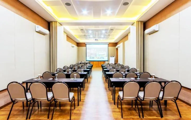 Meeting/conference room in Villa Damar Boutique Hotel