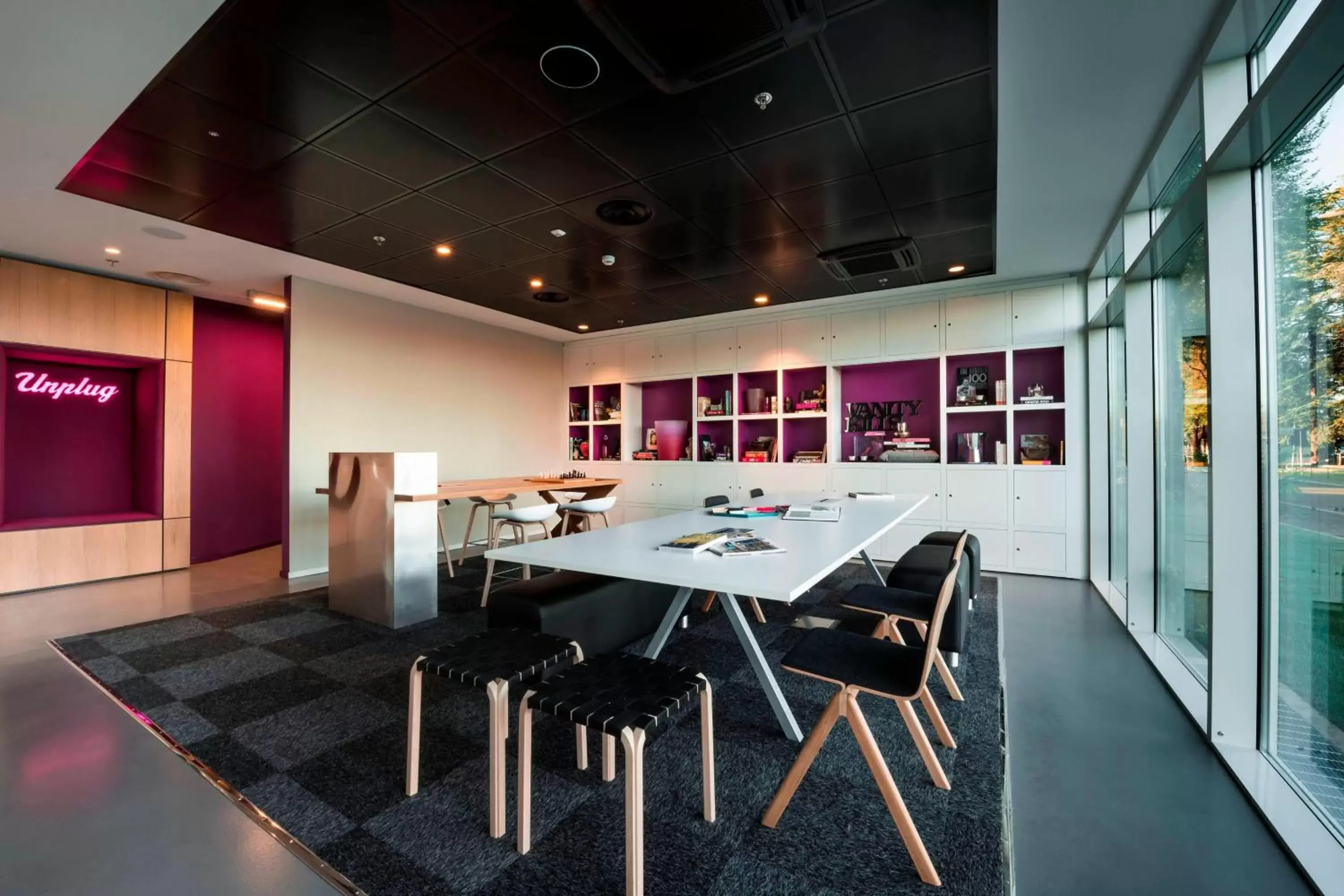 Meeting/conference room in Moxy Milan Malpensa Airport