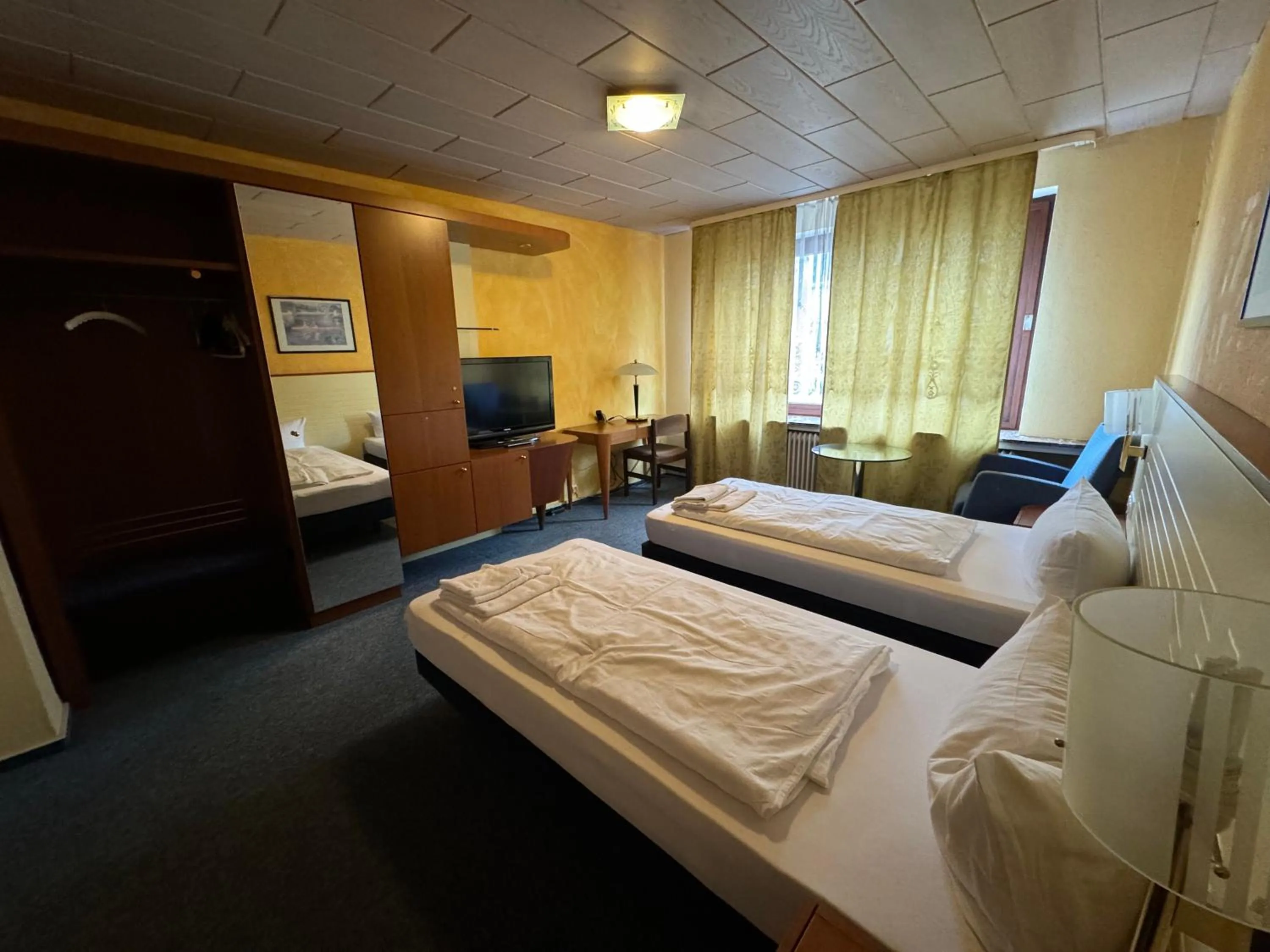 Bed in Hotel Zum Klüverbaum