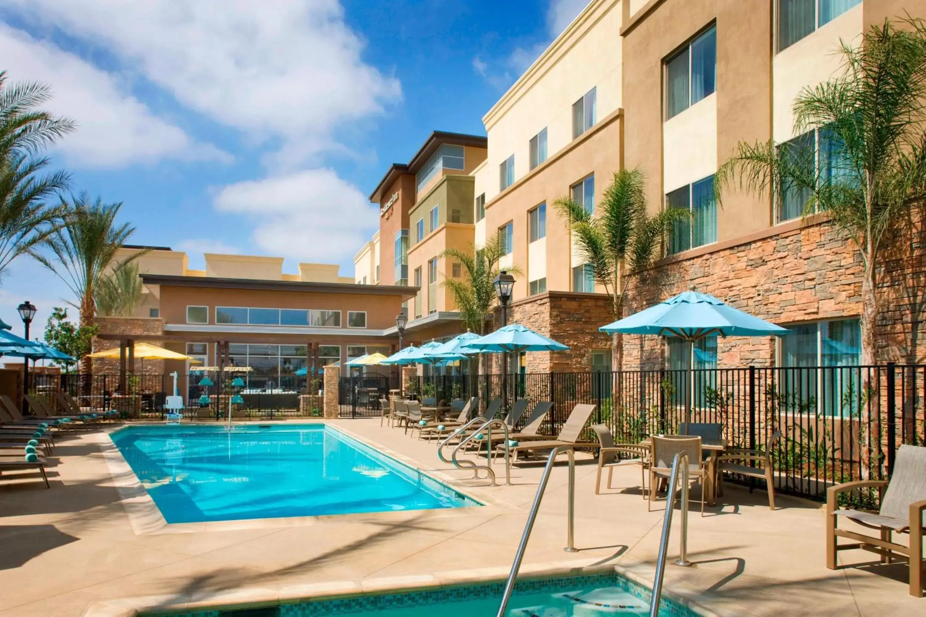 Swimming Pool in Residence Inn by Marriott Tustin Orange County