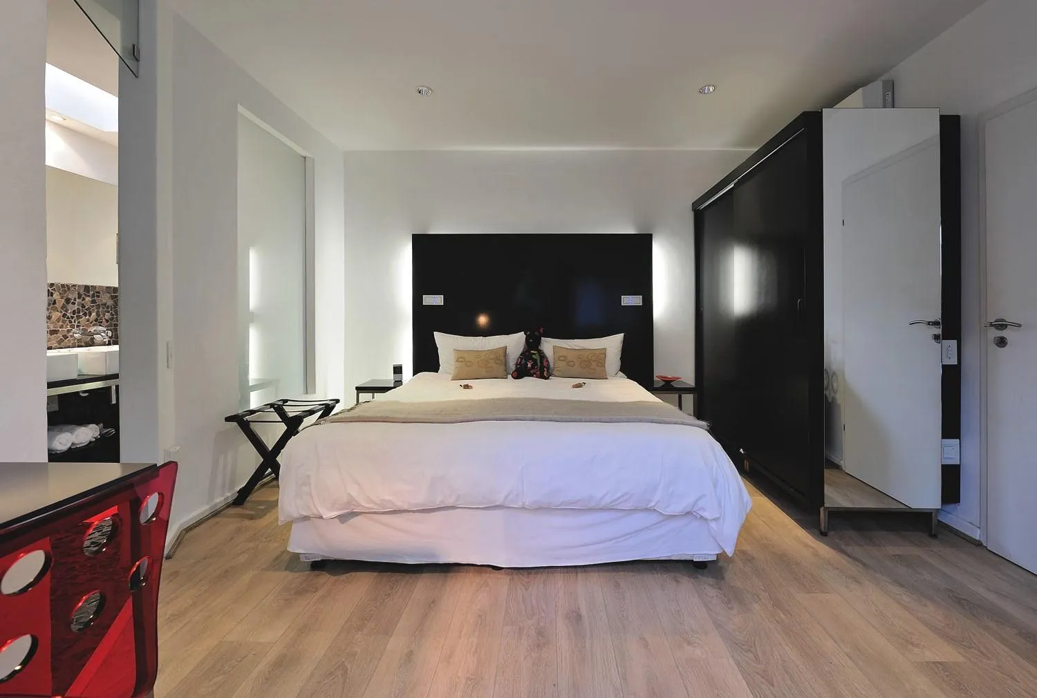 Deluxe Double Room with Patio in DysArt Boutique Hotel