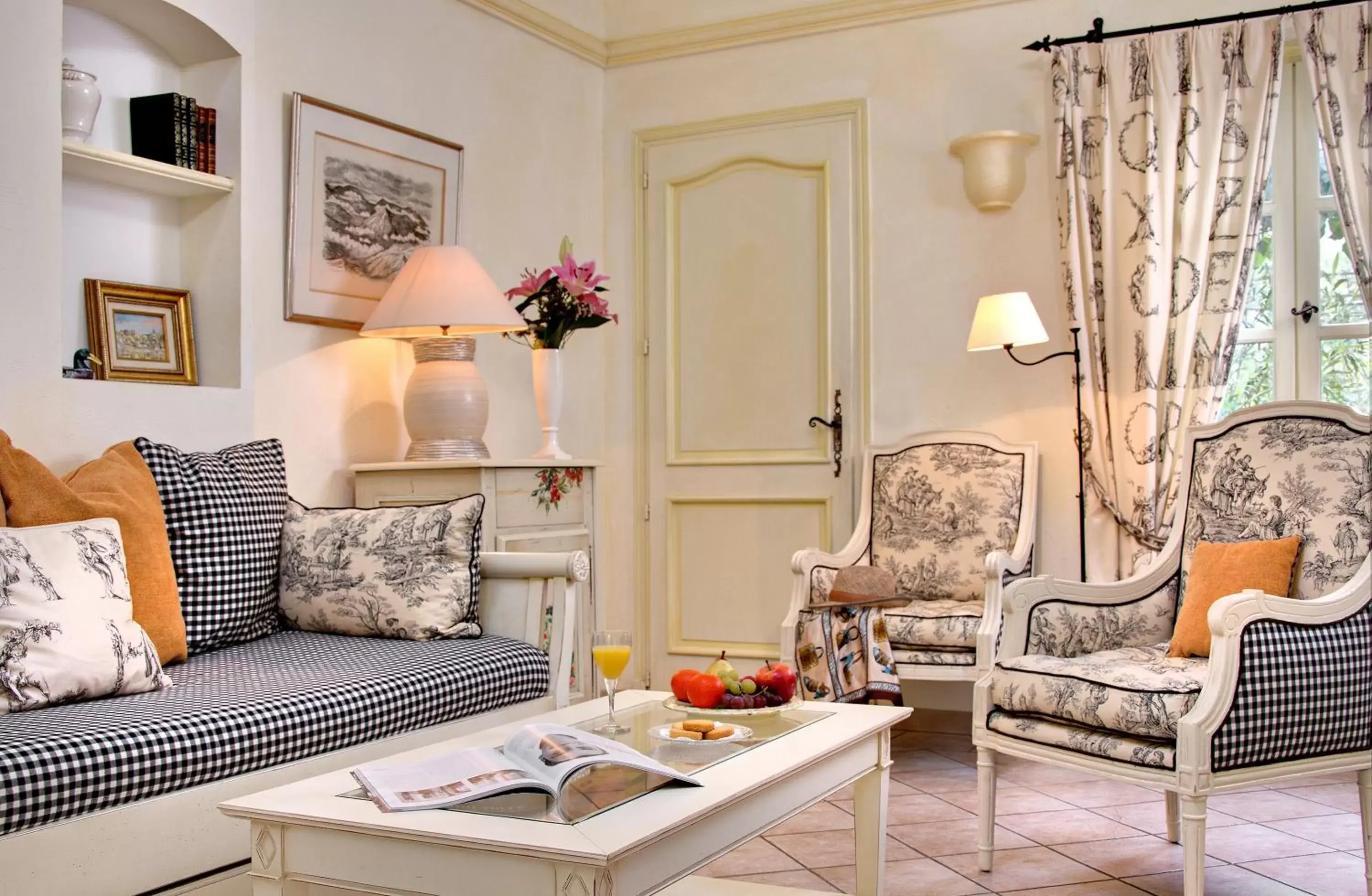 Living room, Seating Area in Hôtel La Grande Bastide