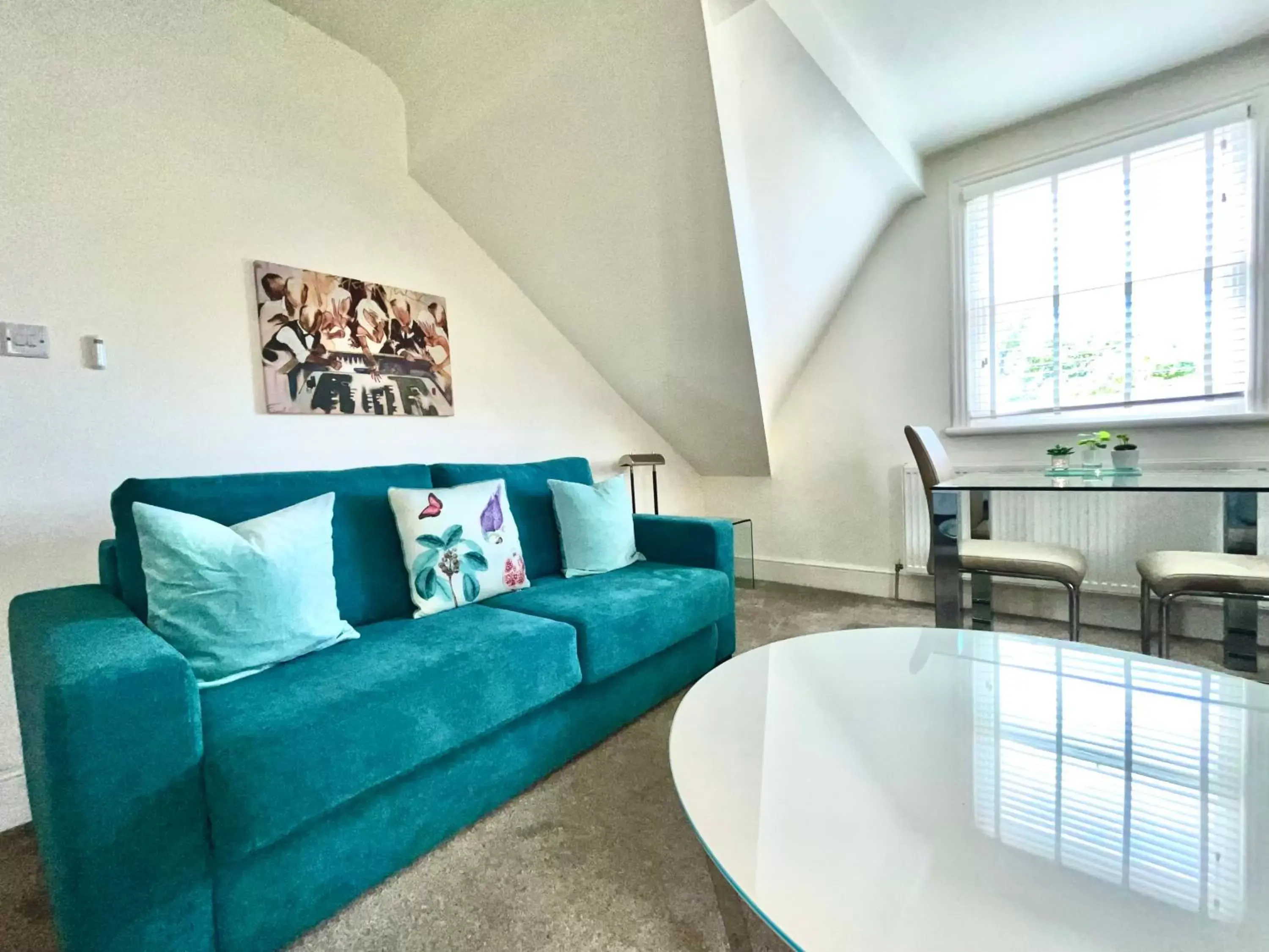 Living room, Seating Area in Mode Apartments St Annes