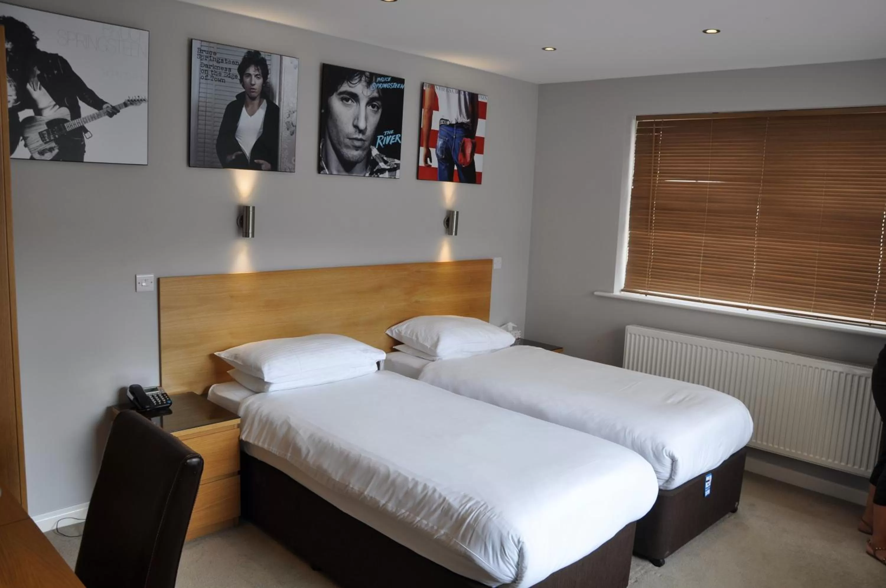 Bed in Hotel Celebrity Bournemouth East Cliff by Villare hotels