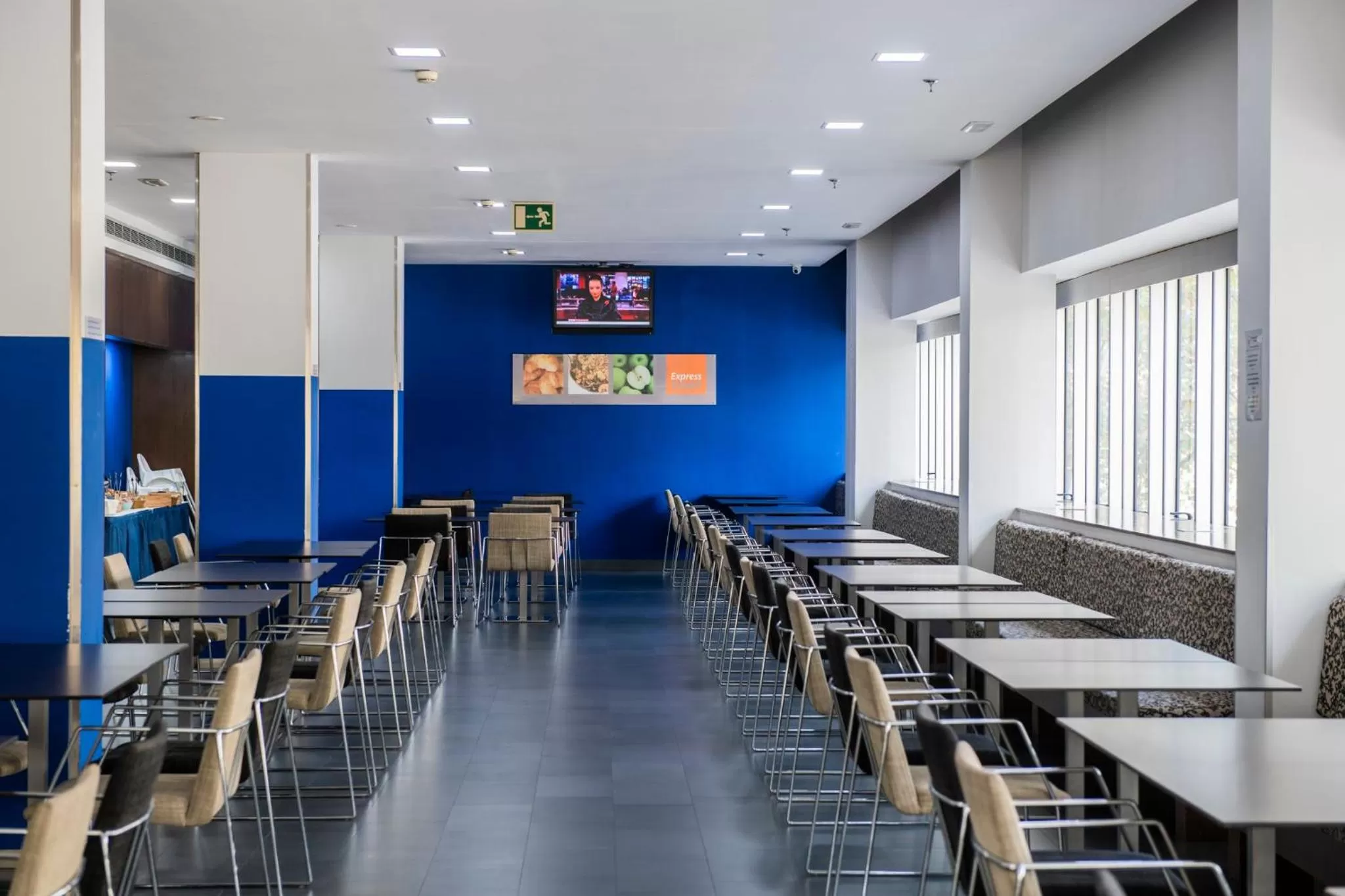 Breakfast in Holiday Inn Express Barcelona City 22@ by IHG