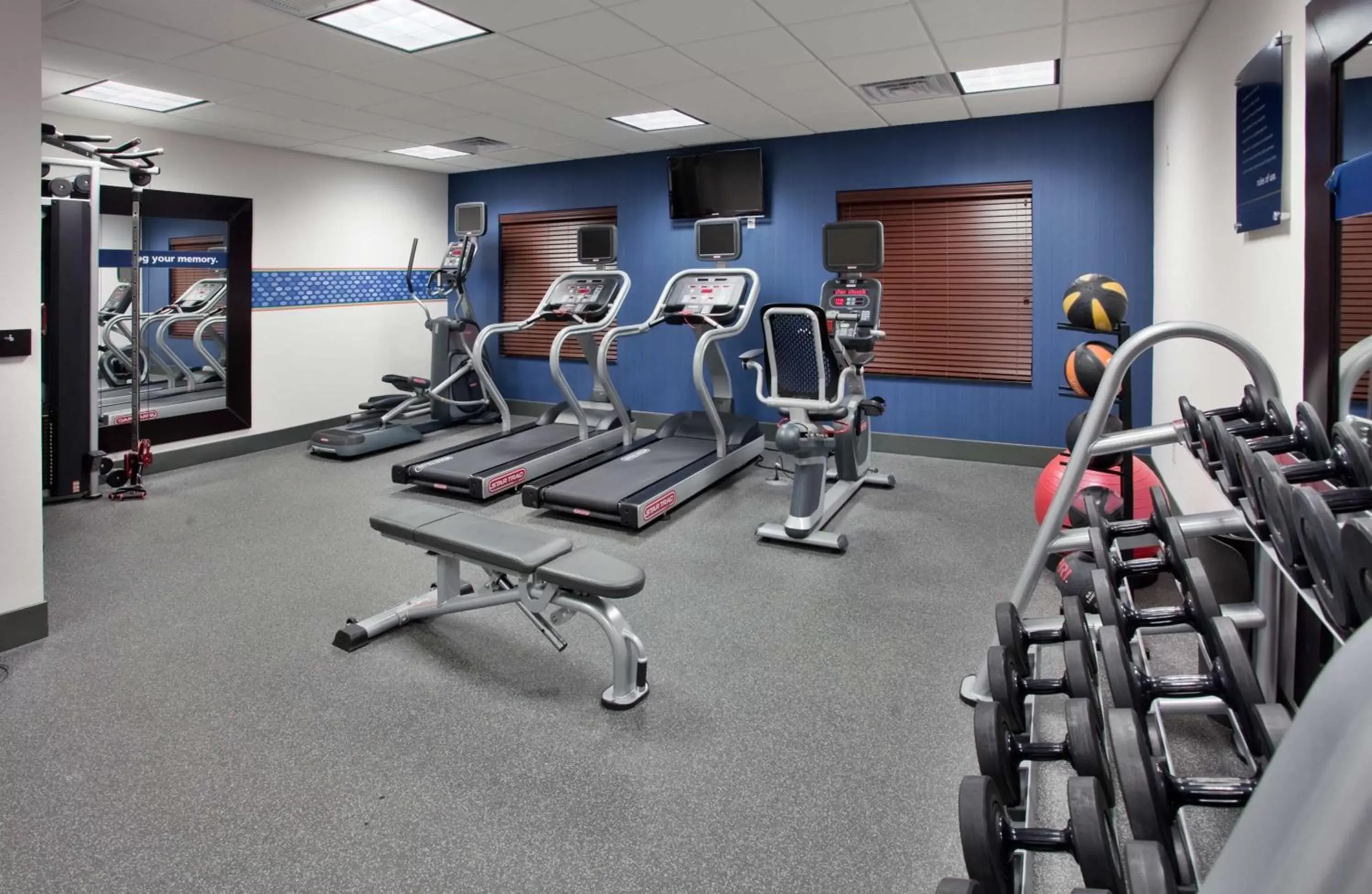 Fitness centre/facilities, Fitness Center/Facilities in Hampton Inn & Suites Dickinson ND