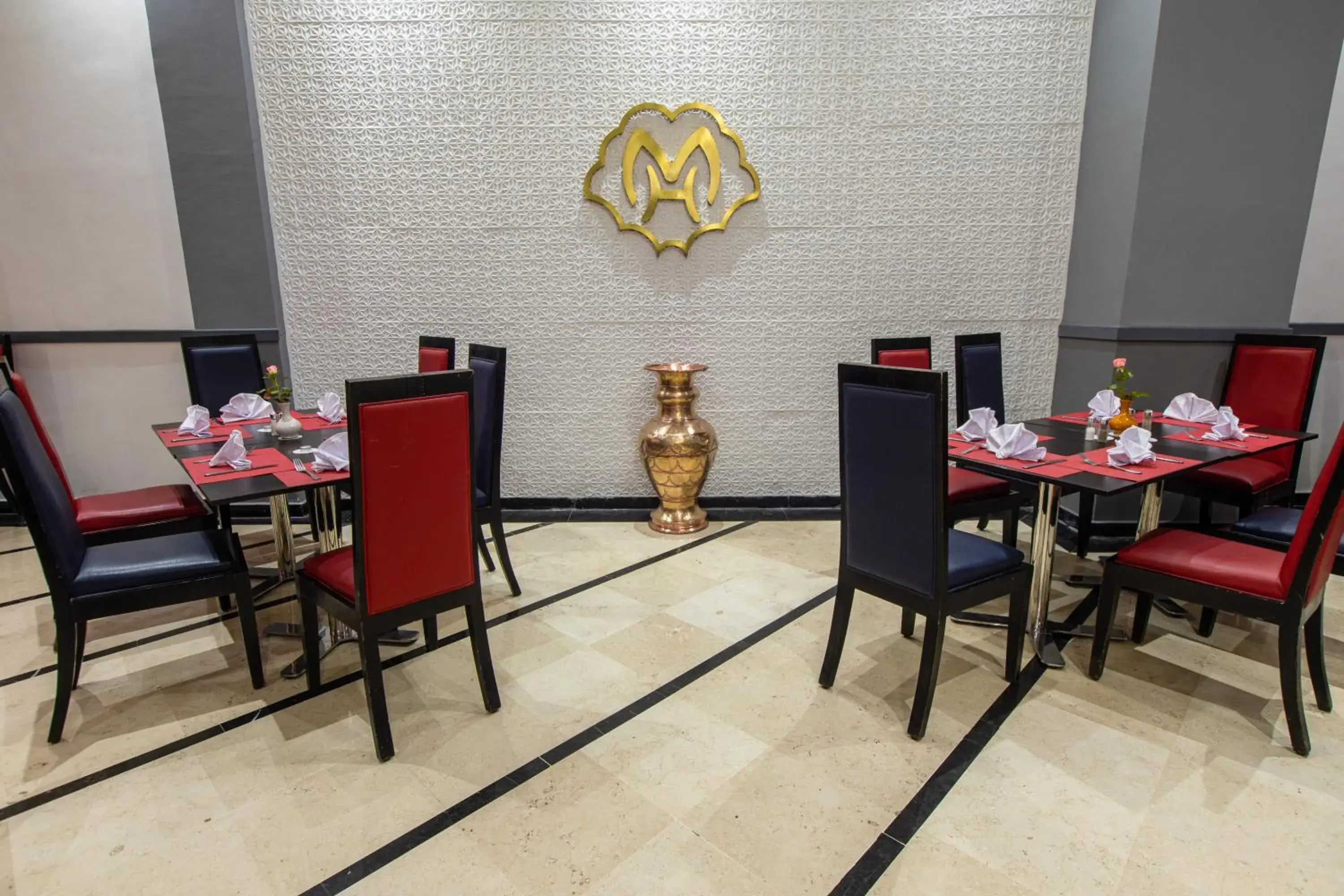 Restaurant/Places to Eat in Hotel Meriem Marrakech