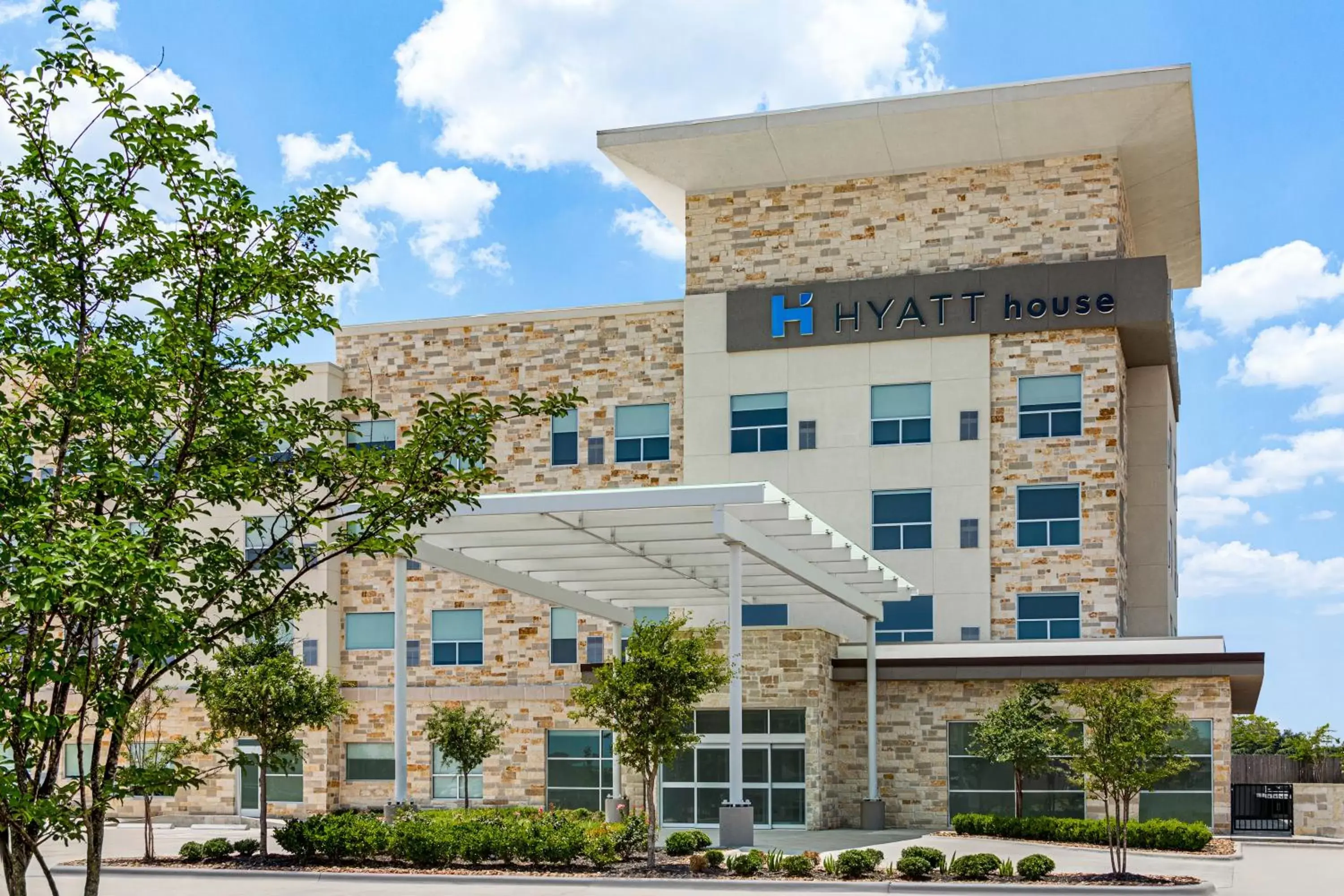 Property building in Hyatt House Bryan/College Station Property building in Hyatt House Bryan/College Station