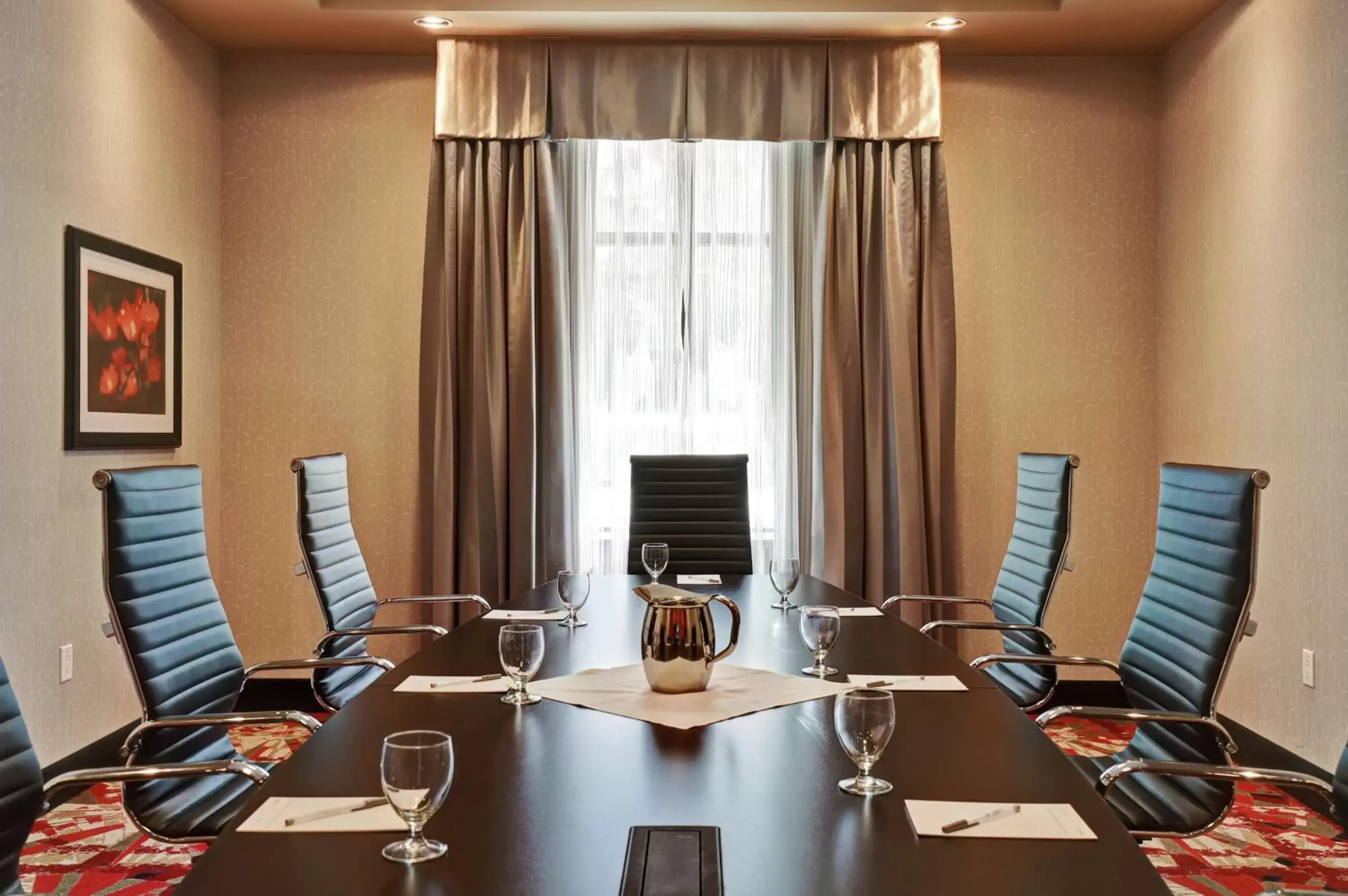 Meeting/conference room in Hampton Inn by Hilton Chilliwack