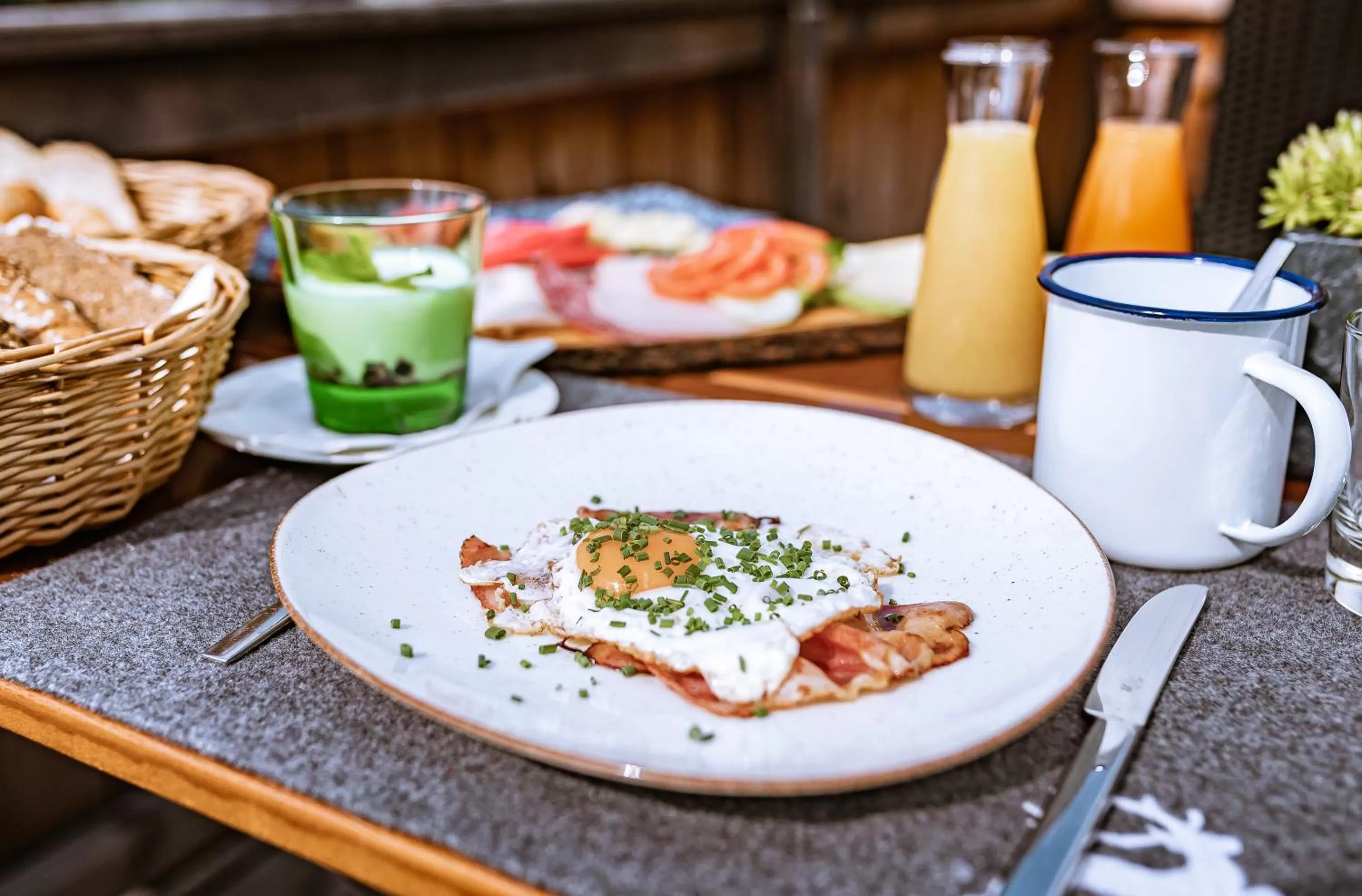 Breakfast in Hotel Astrid - Ski In - Ski Out