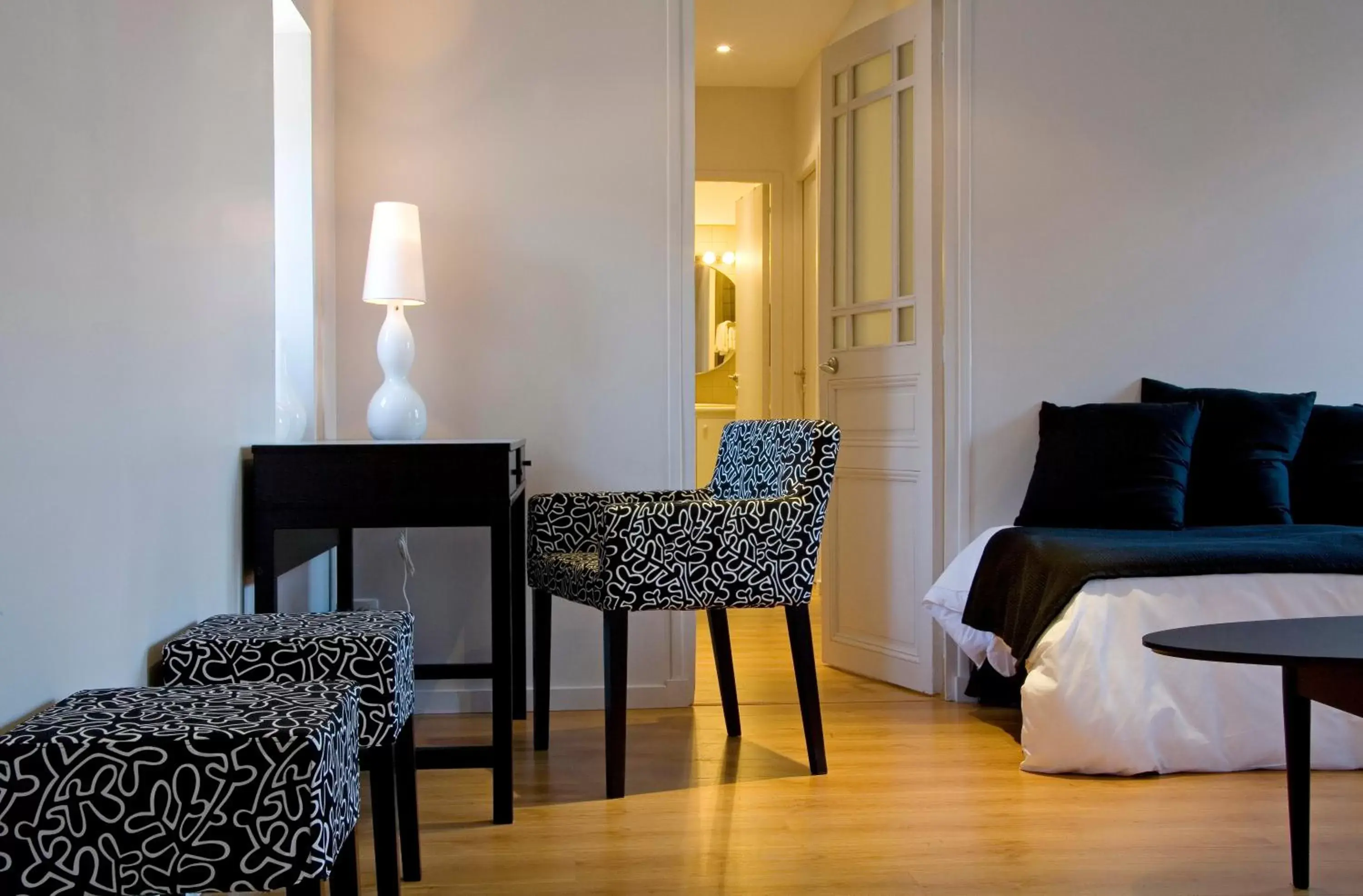 Photo of the whole room, Seating Area in Hôtel De L'octroi