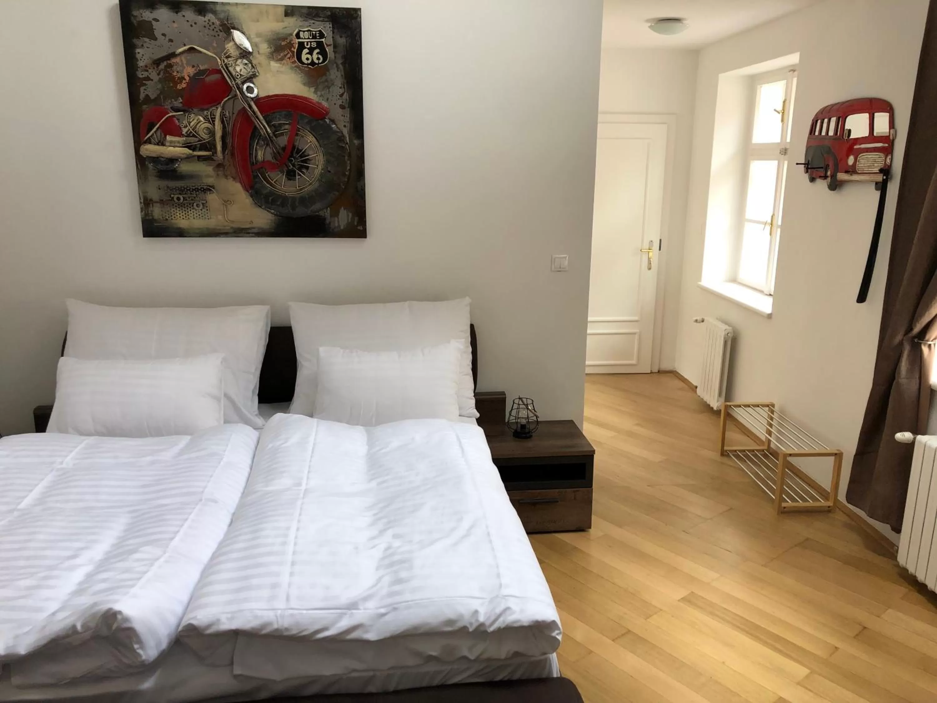 Bedroom, Bed in Aapartamentoos