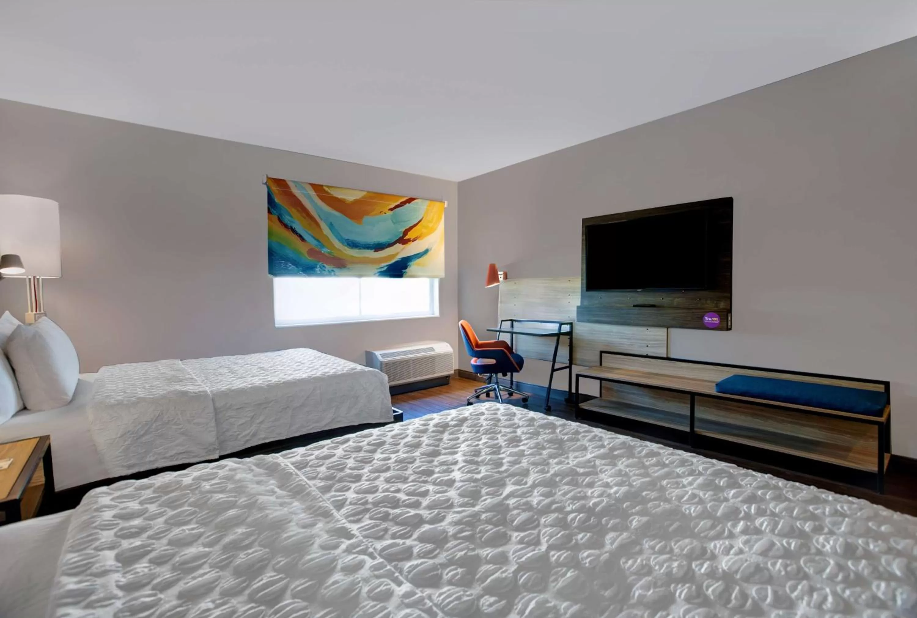 Bed in Tru By Hilton Knoxville West Turkey Creek