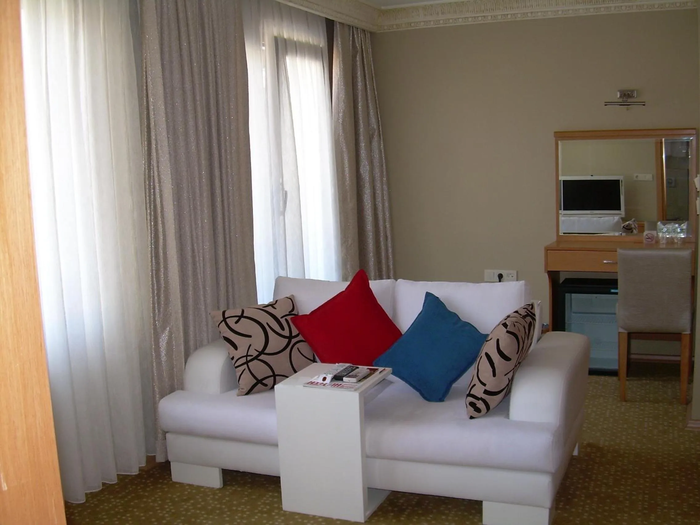 Living room in Tayahatun Hotel