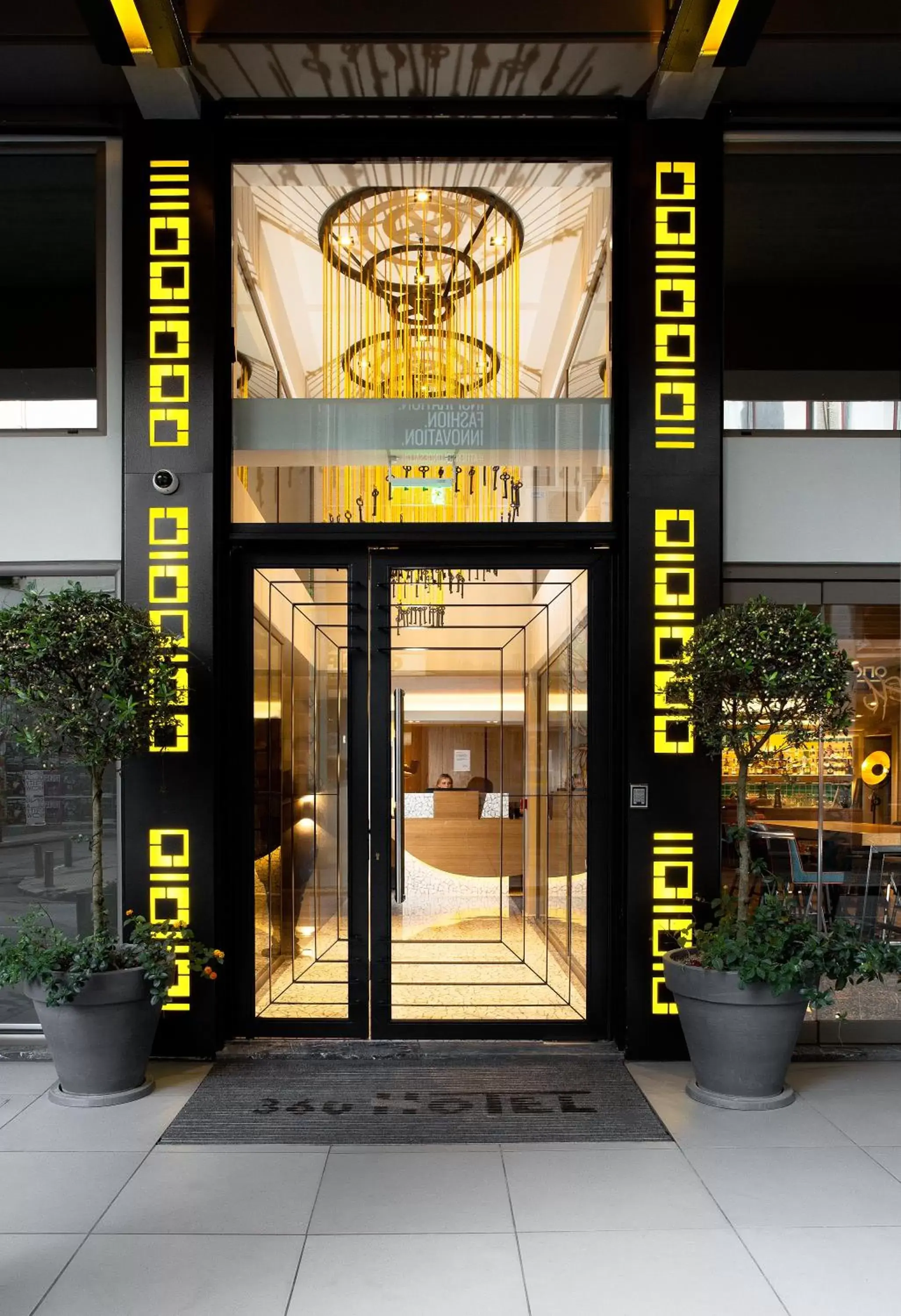 Facade/entrance in 360Degrees Pop Art Hotel
