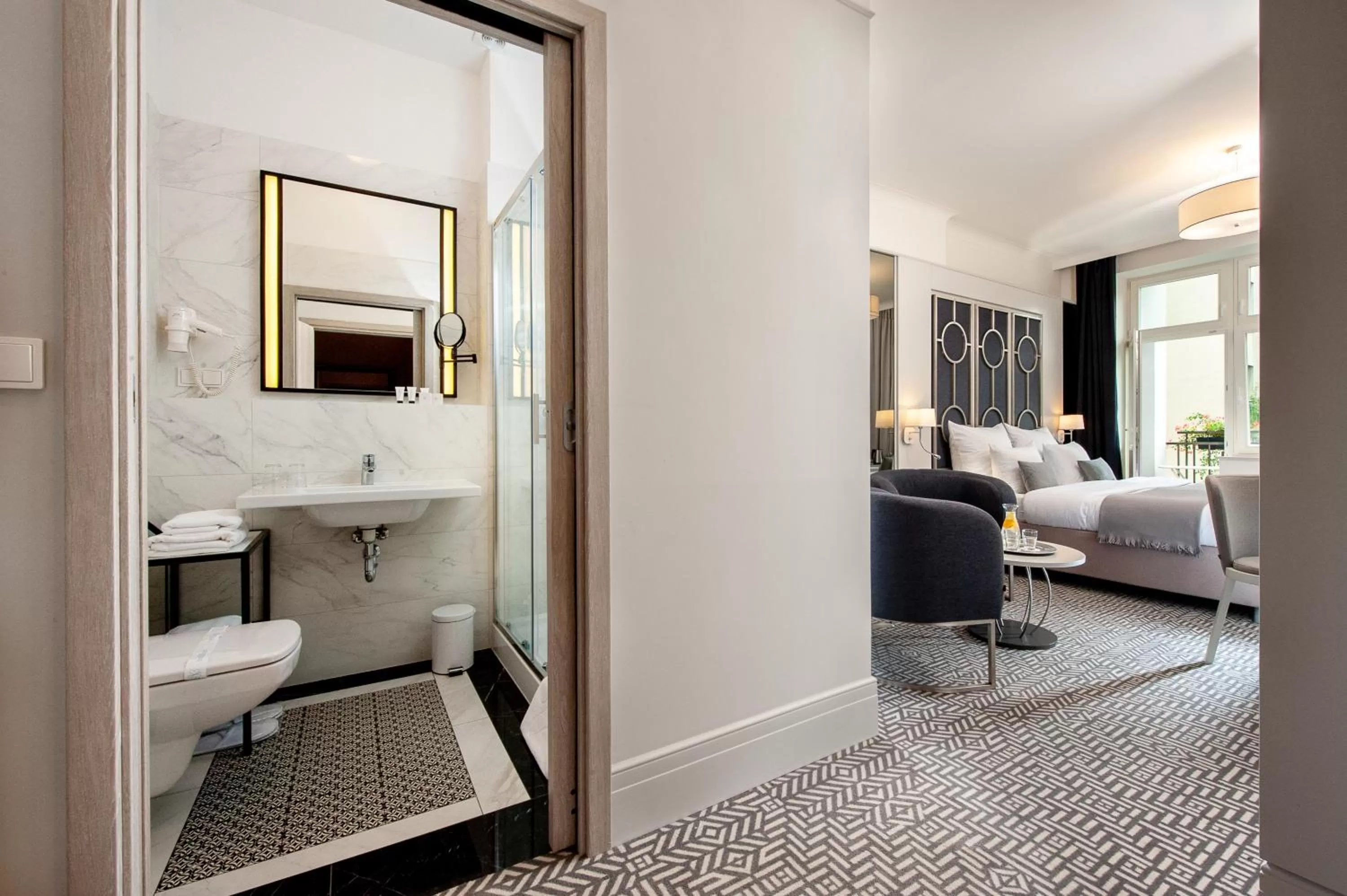 Bathroom in Amber Design Residence
