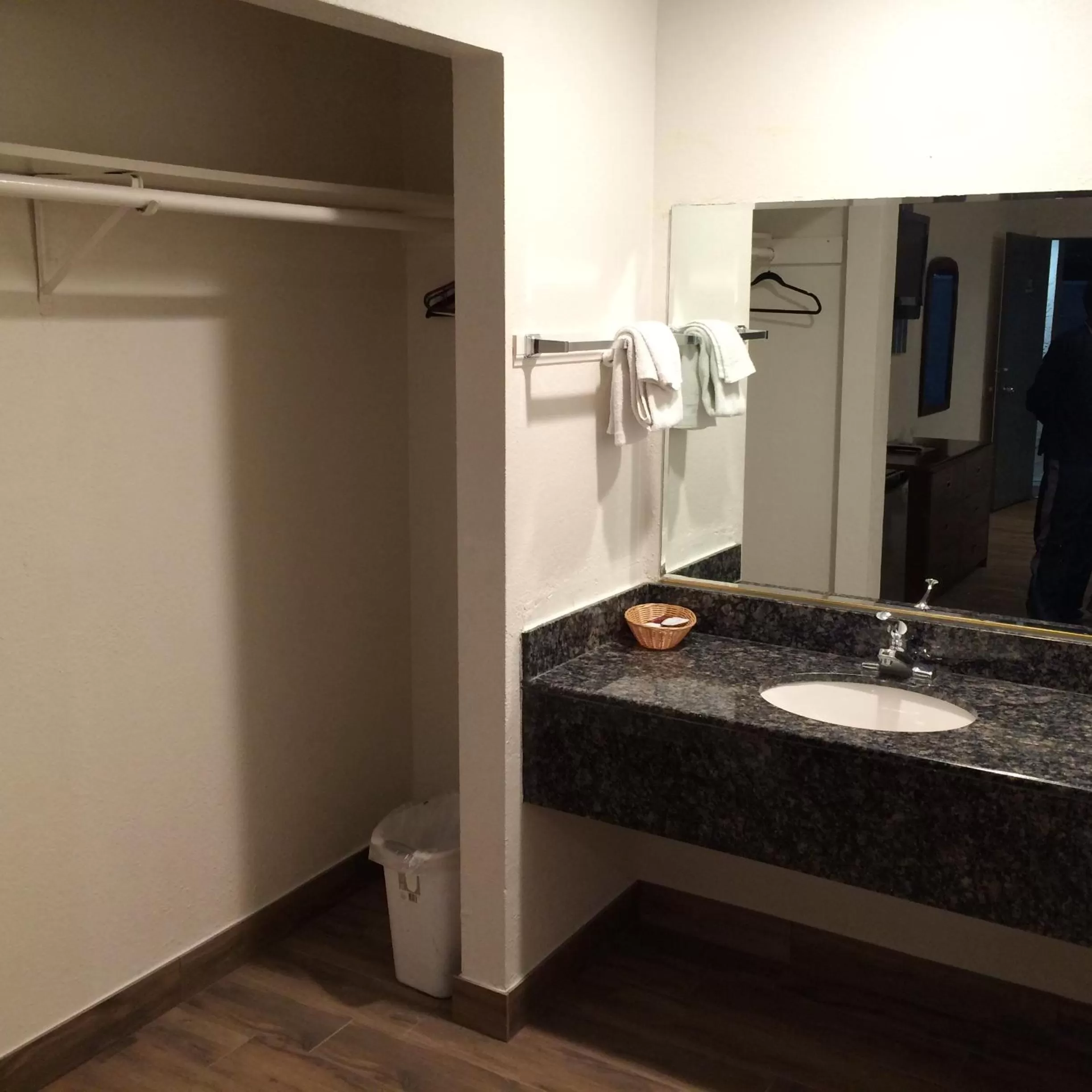 Bathroom in Royal Inn