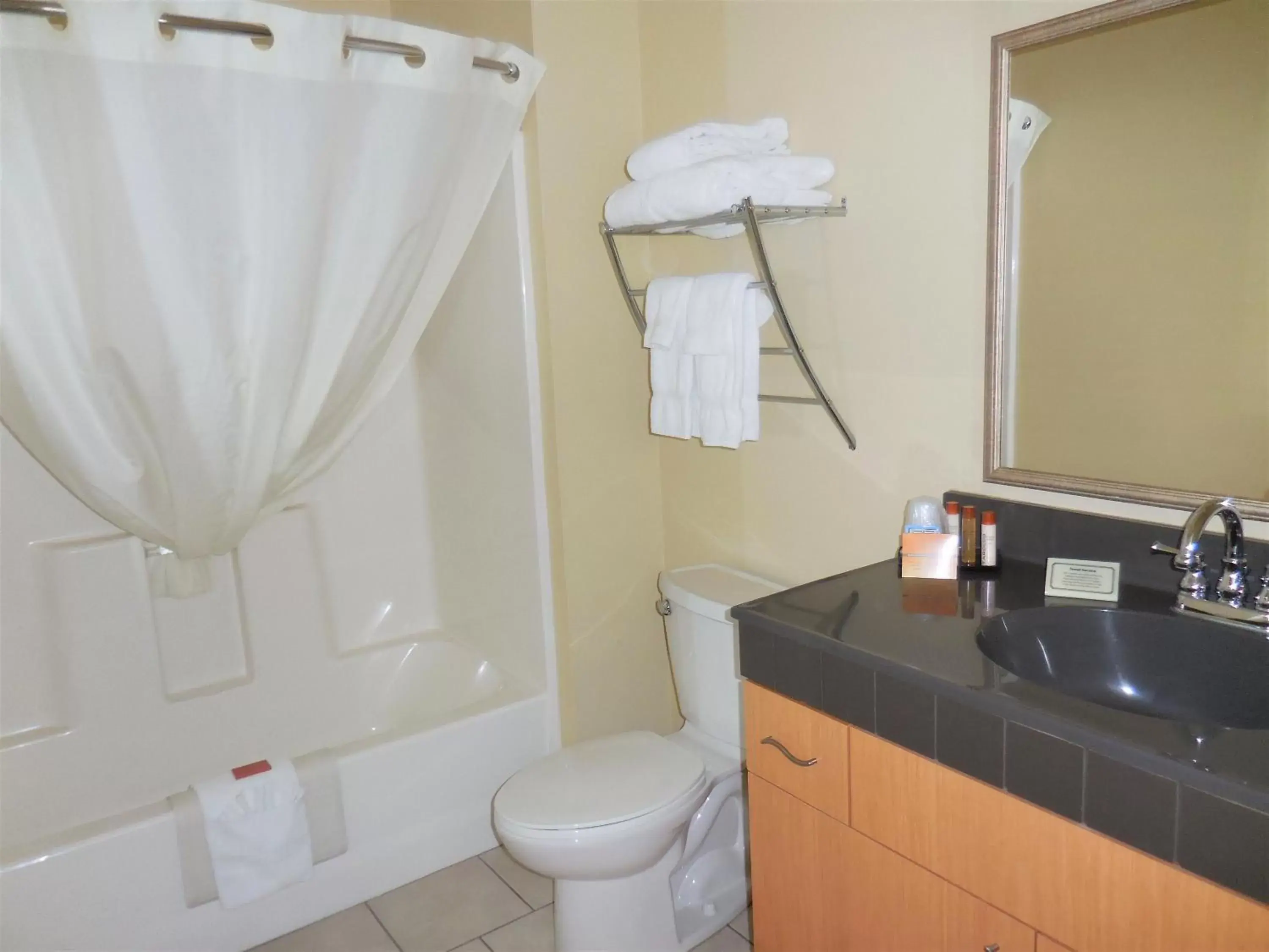 Bathroom in Aspen Suites Hotel Kenai