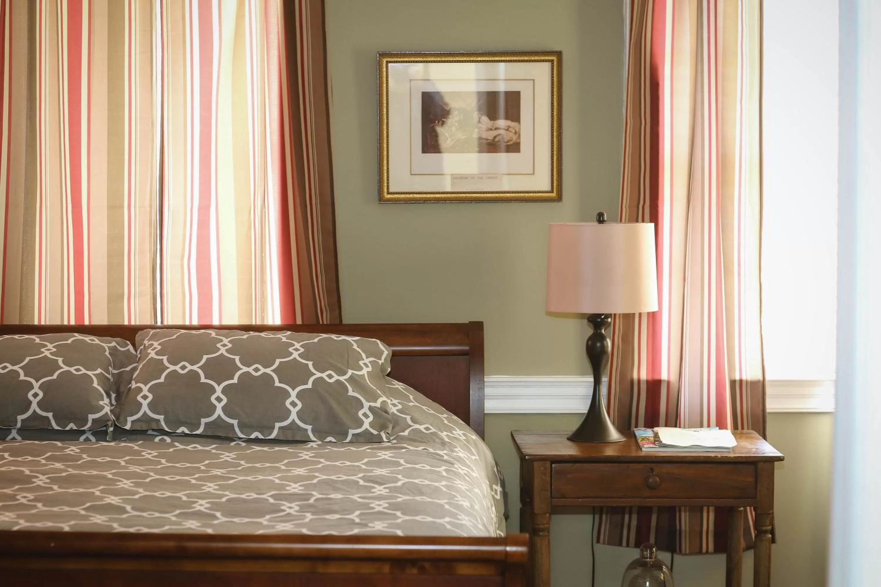 Bed in Light Horse Inn