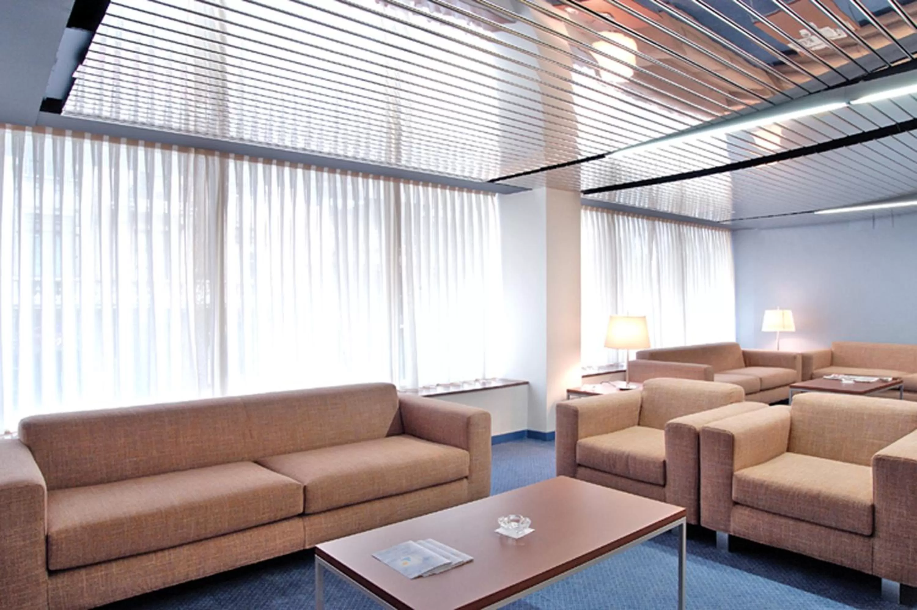 Communal lounge/ TV room in Hotel Murrieta