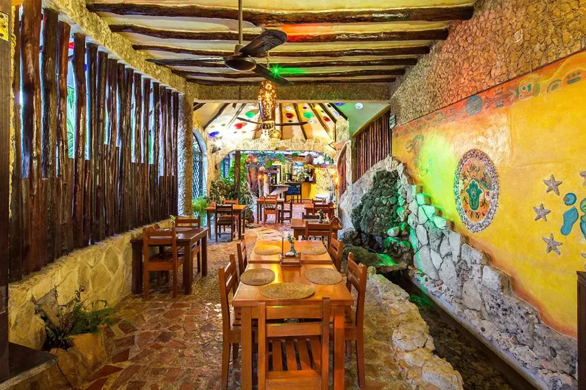 Restaurant/Places to Eat in Maison Tulum