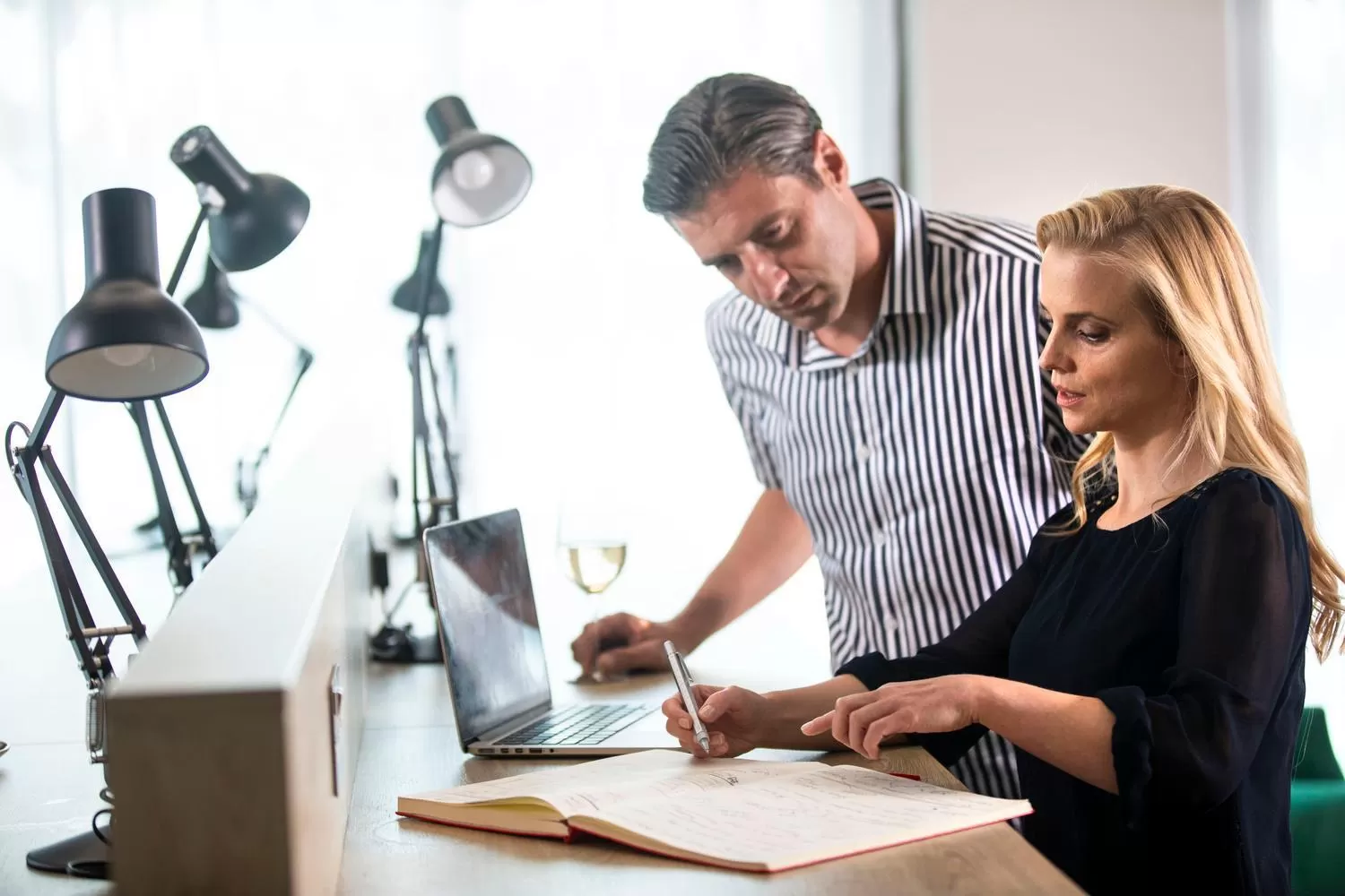 Seating area in Leonardo Hotel Bristol City