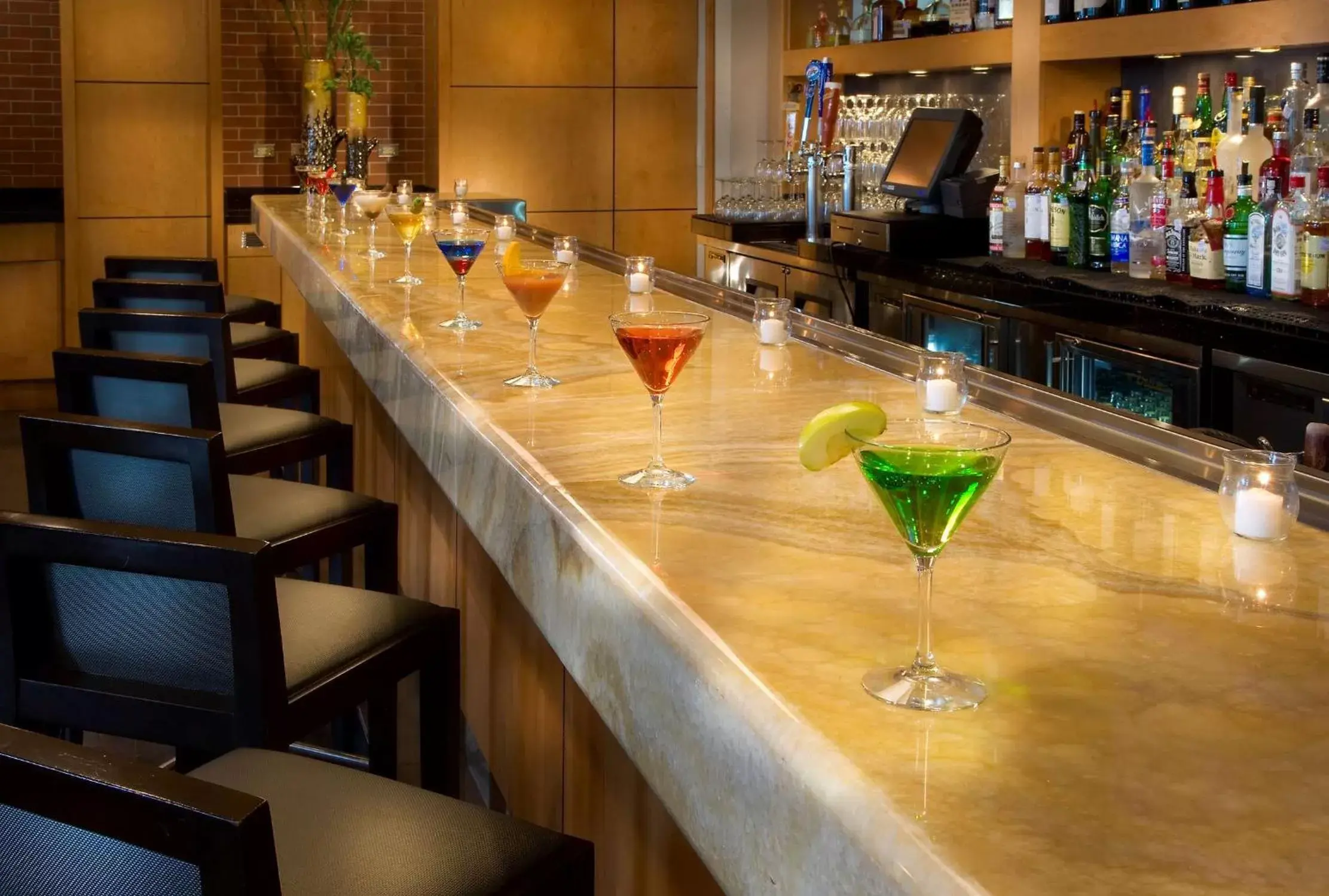 Lounge or bar, Lounge/Bar in Embassy Suites by Hilton Houston-Energy Corridor
