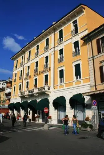 Facade/entrance in Hotel Excelsior Splendide Facade/entrance in Hotel Excelsior Splendide