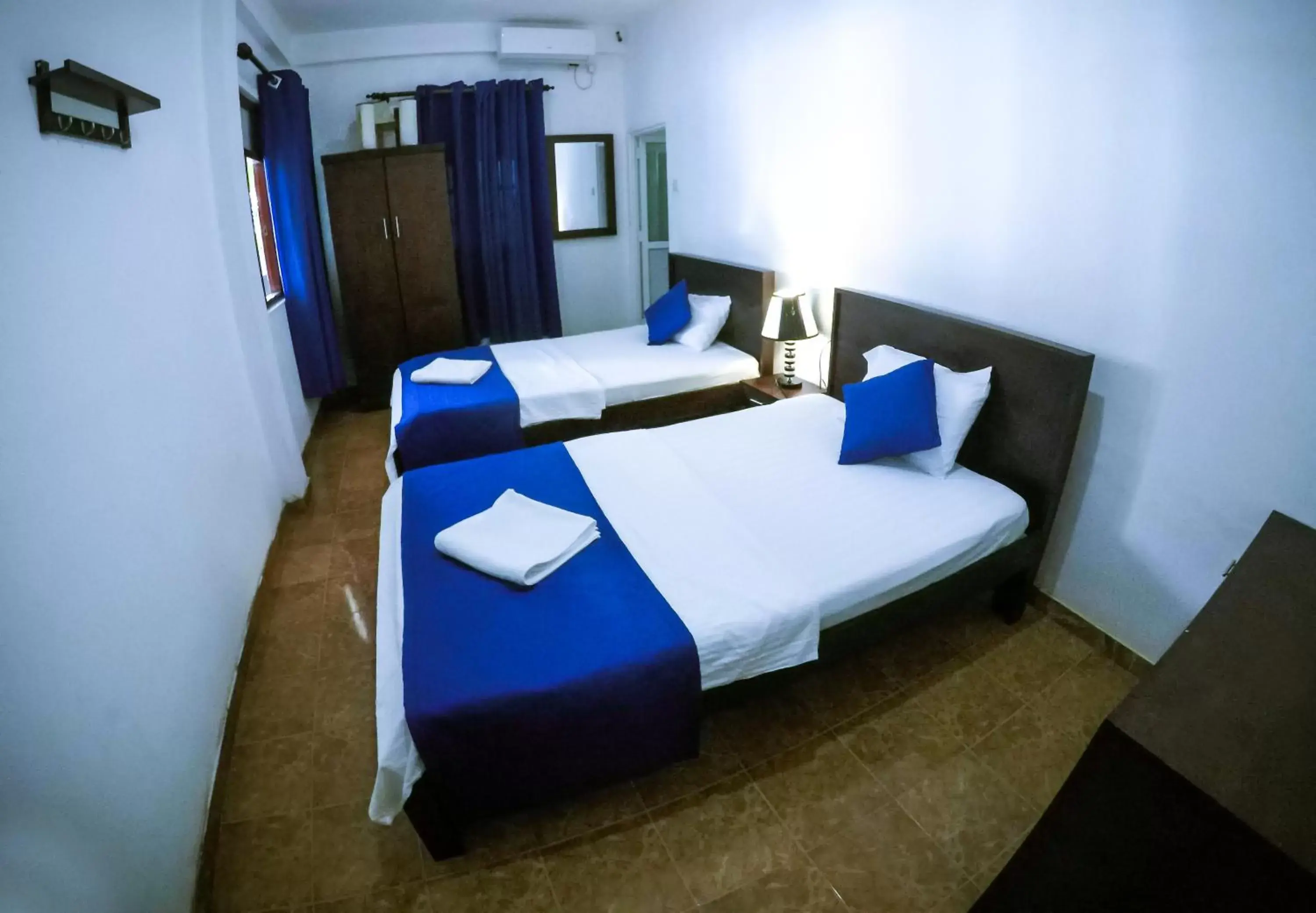 Deluxe Twin Room in Mirissa Blue Whale Holiday Hotel Deluxe Twin Room in Mirissa Blue Whale Holiday Hotel