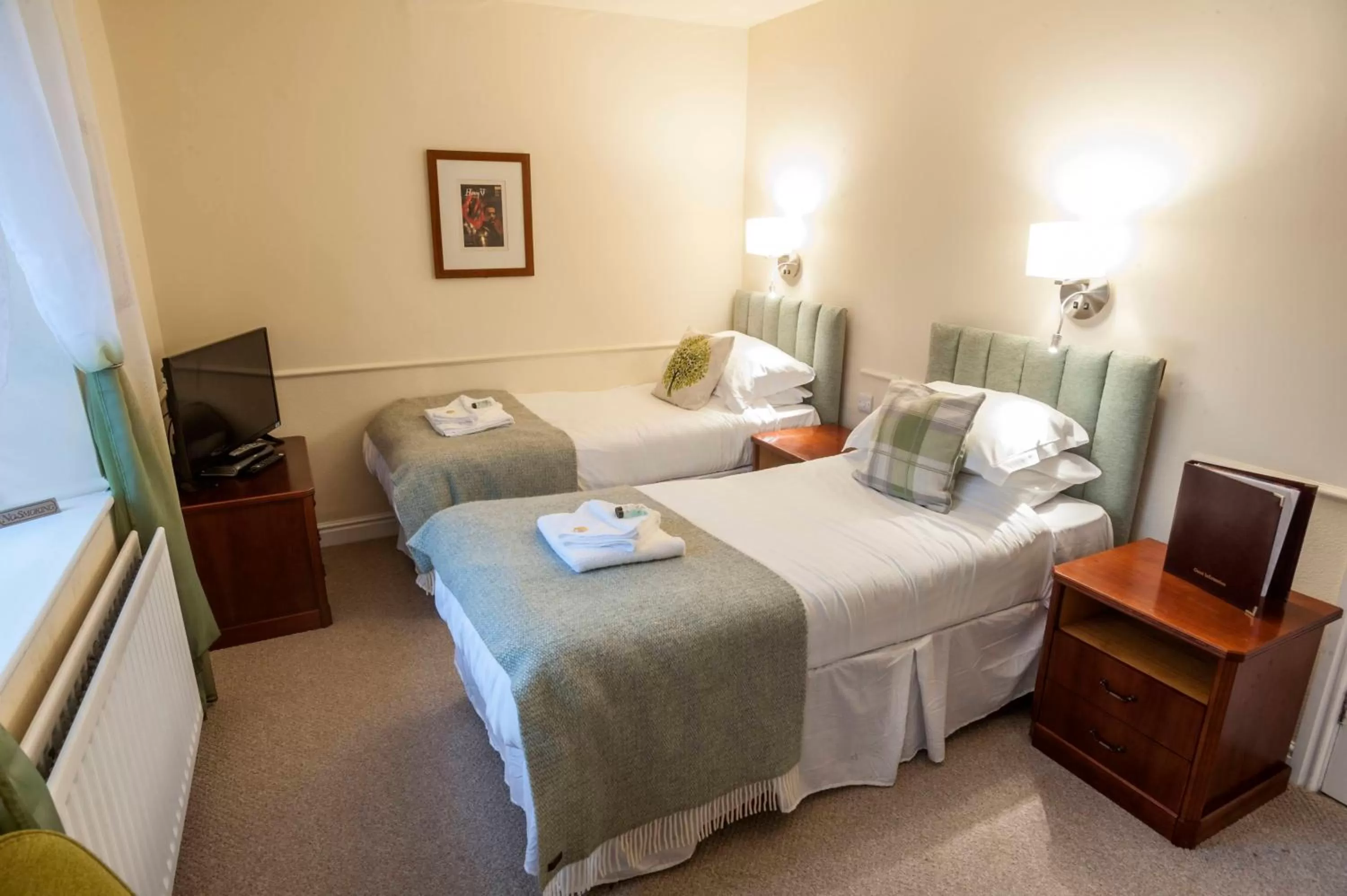 Bed in Shakespeare Inn